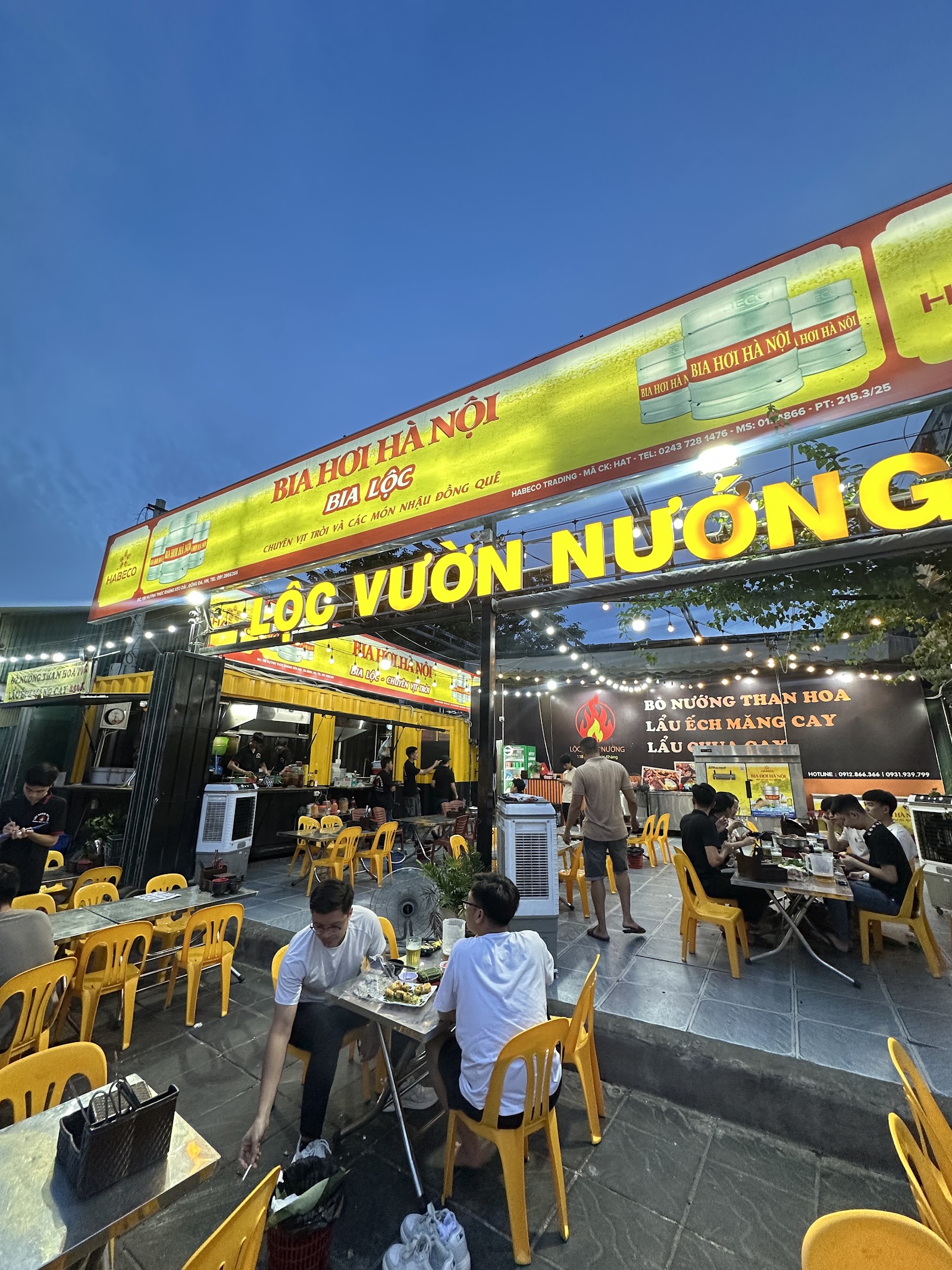 Lộc Vườn Nướng - 118 Huỳnh Thúc Kháng ( kéo dài ) – Không gian quán