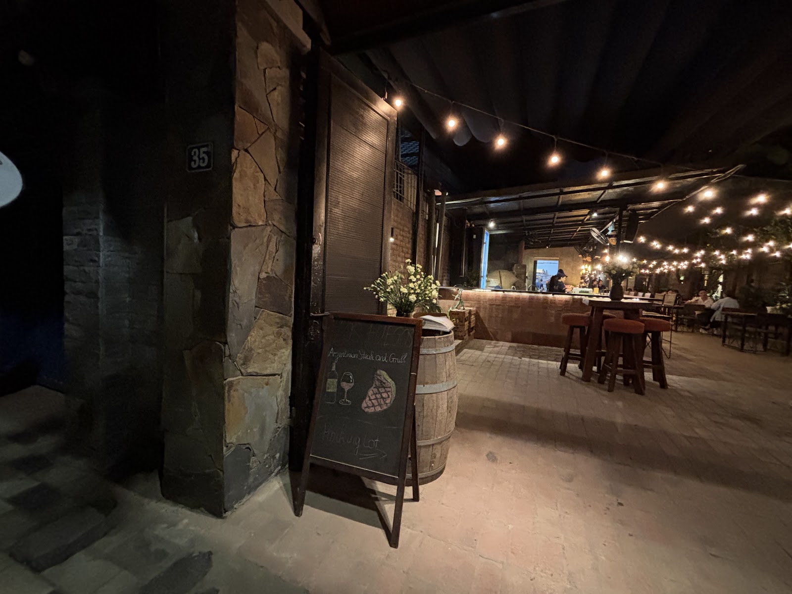Los Fuegos - Argentinian Steak and Grill (No.35, Alley 35 Dang Thai Mai - Oakwood Resident Back Gate)