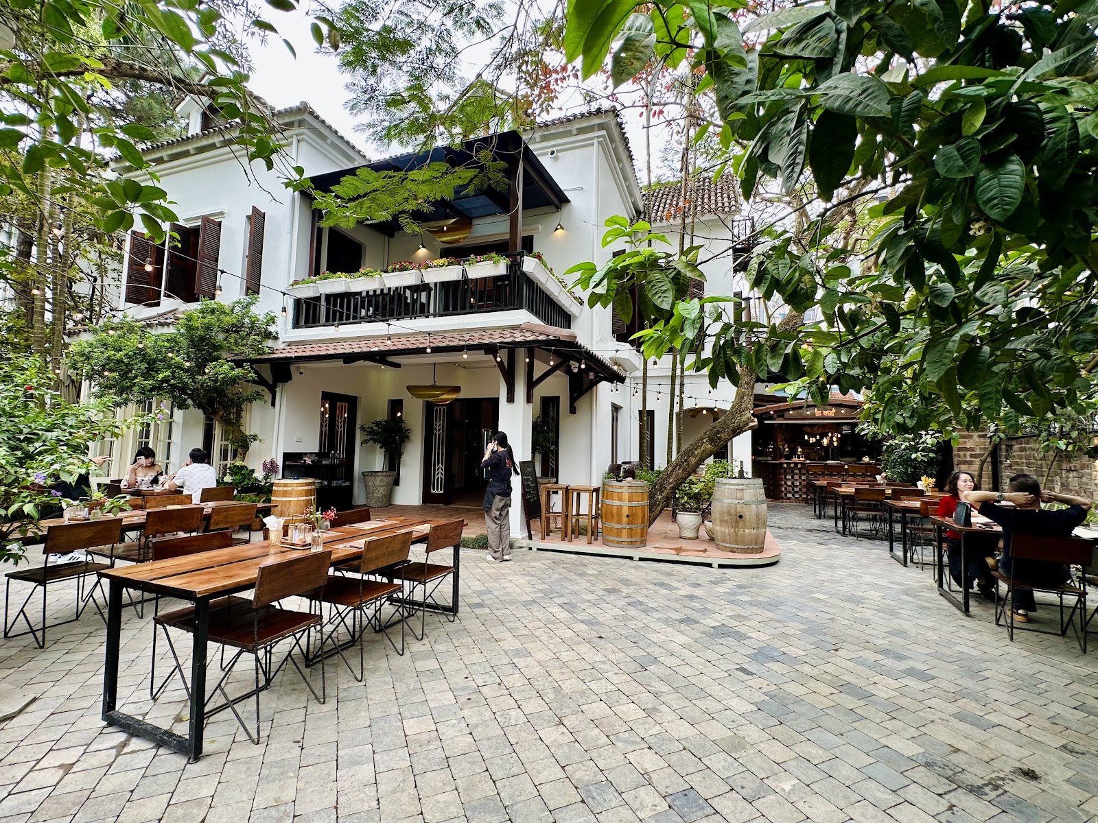Los Fuegos - Argentinian Steak and Grill (No.35, Alley 35 Dang Thai Mai - Oakwood Resident Back Gate)