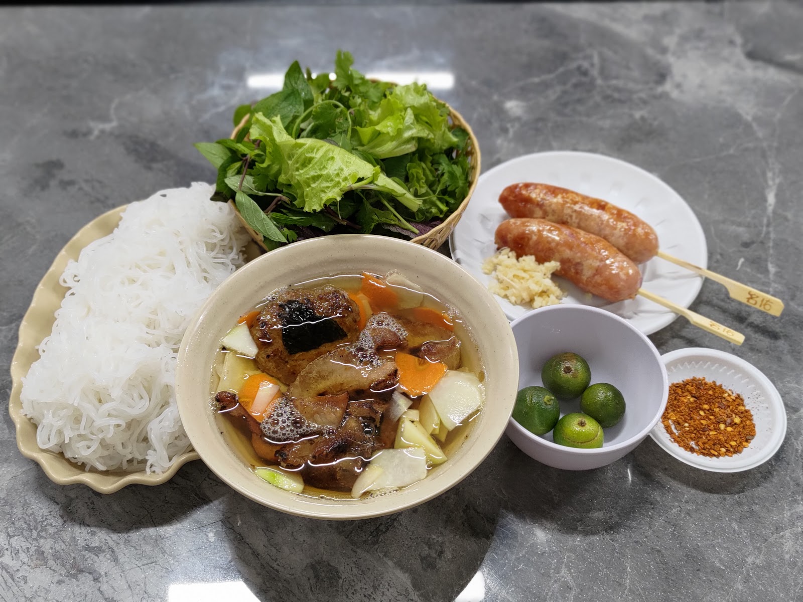 Mộc Mát ( MM Kitchen )