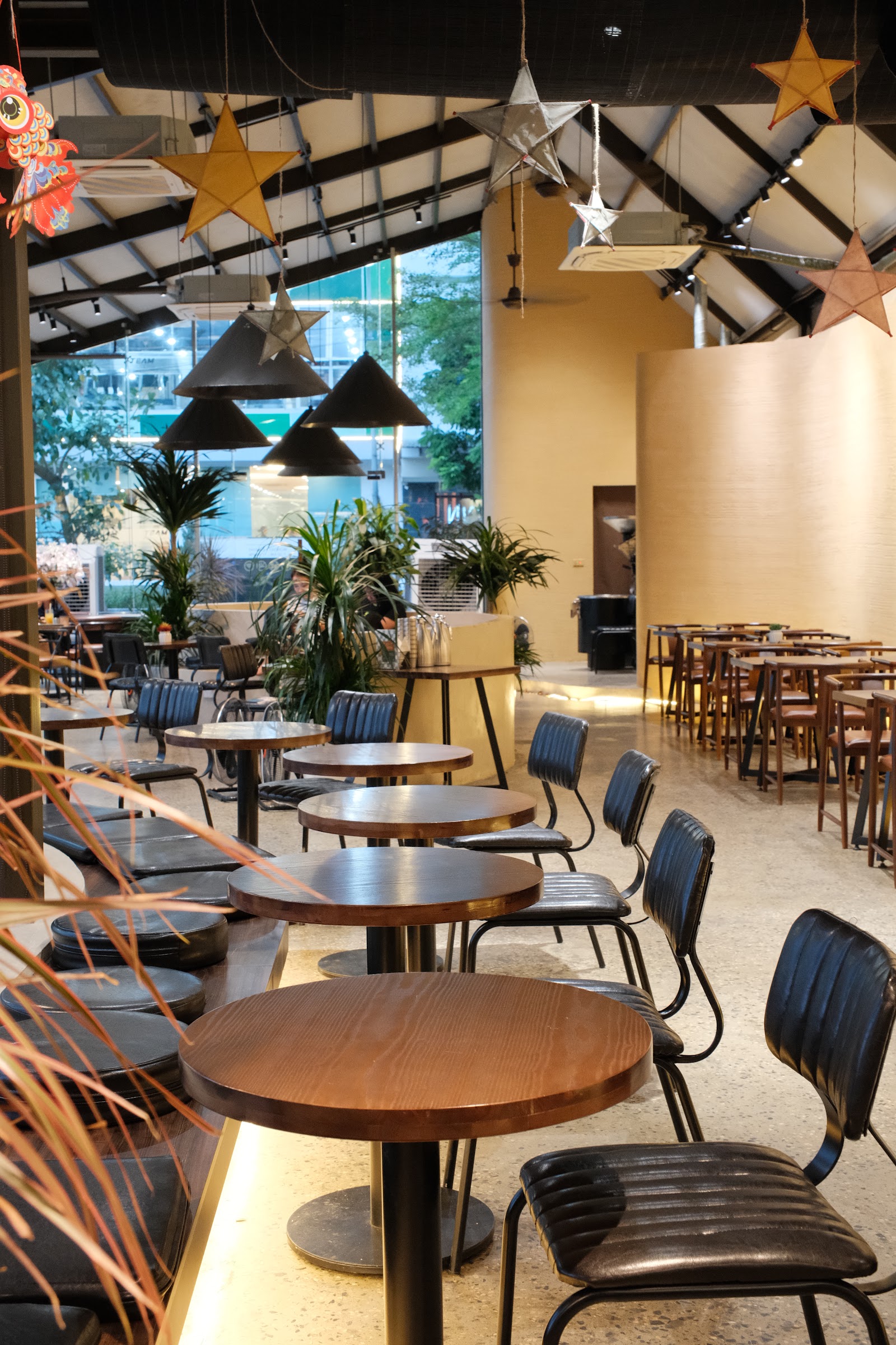 MOON CAFÉ