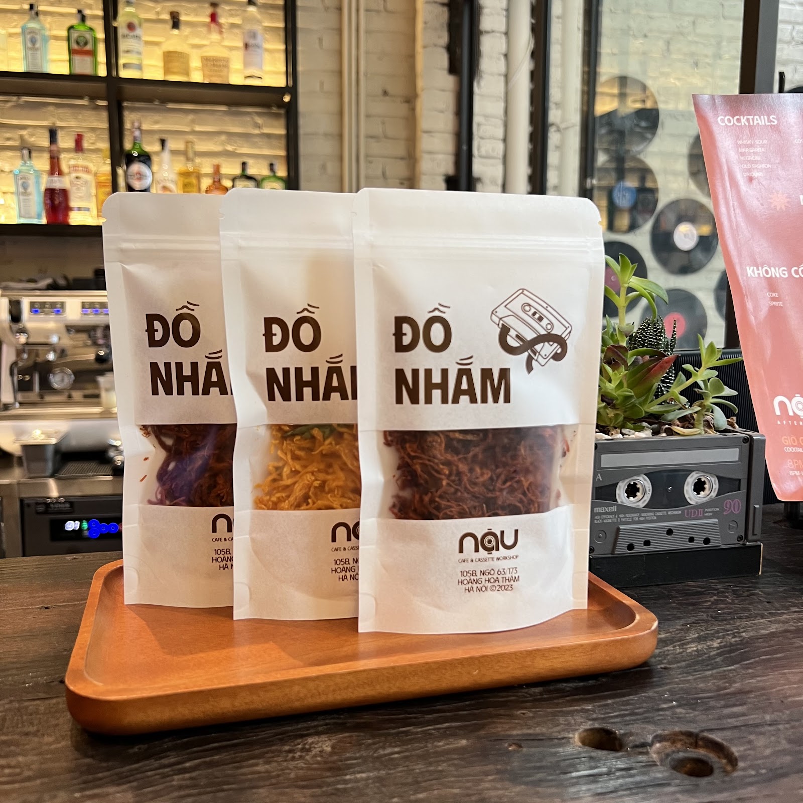 Nậu Cafe & Cassette Workshop