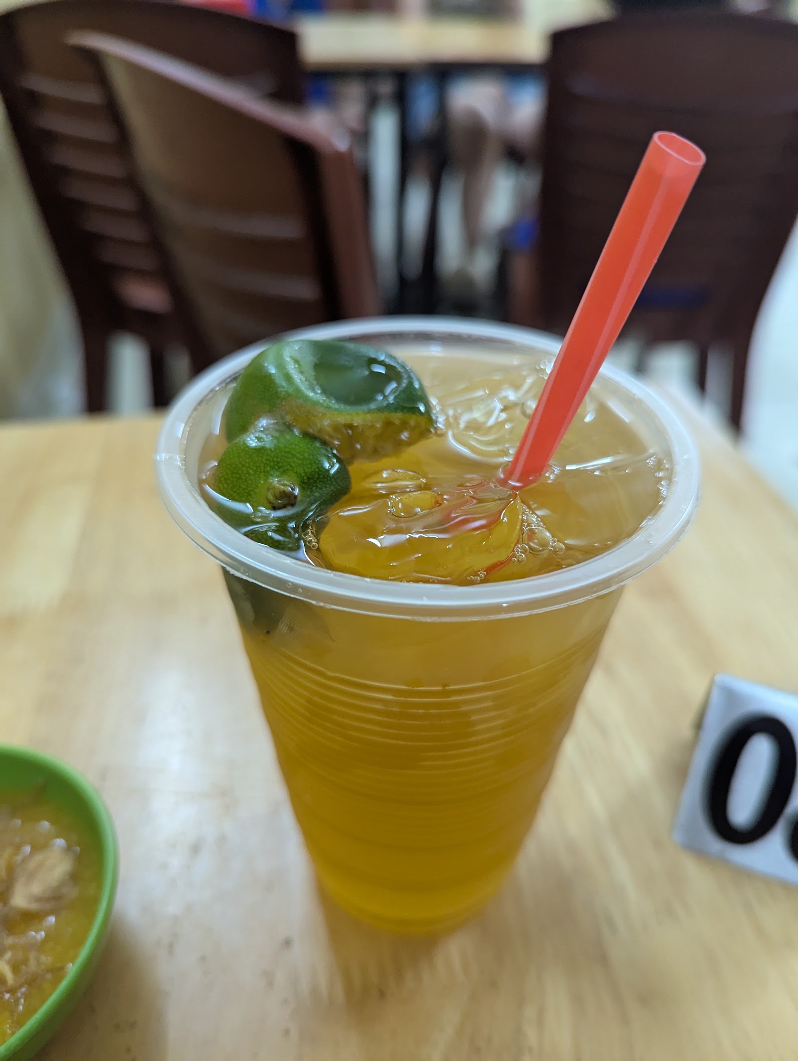 NEM LỤI TÚ NHUNG