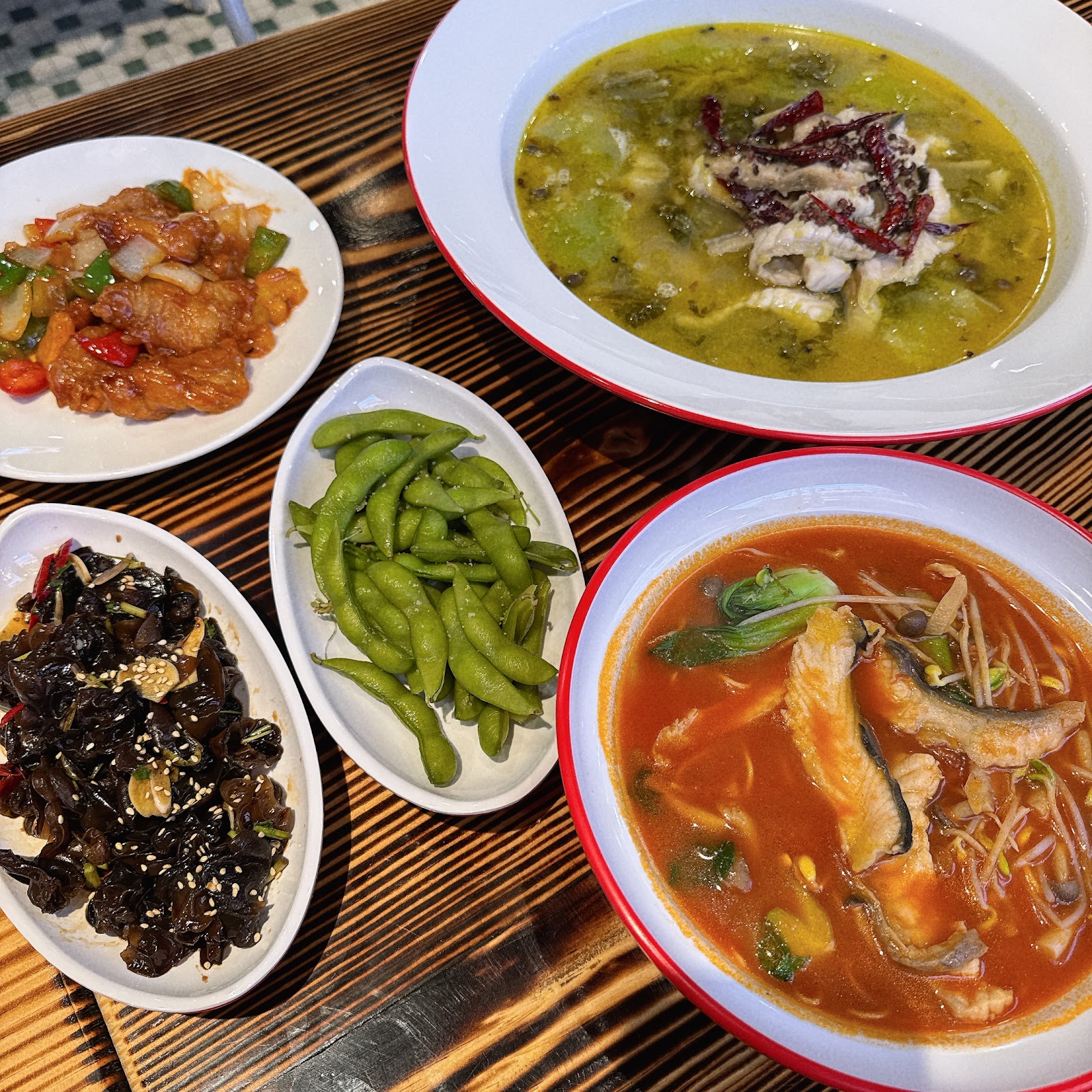 Ngư Phàn - Quán cá Trung Hoa