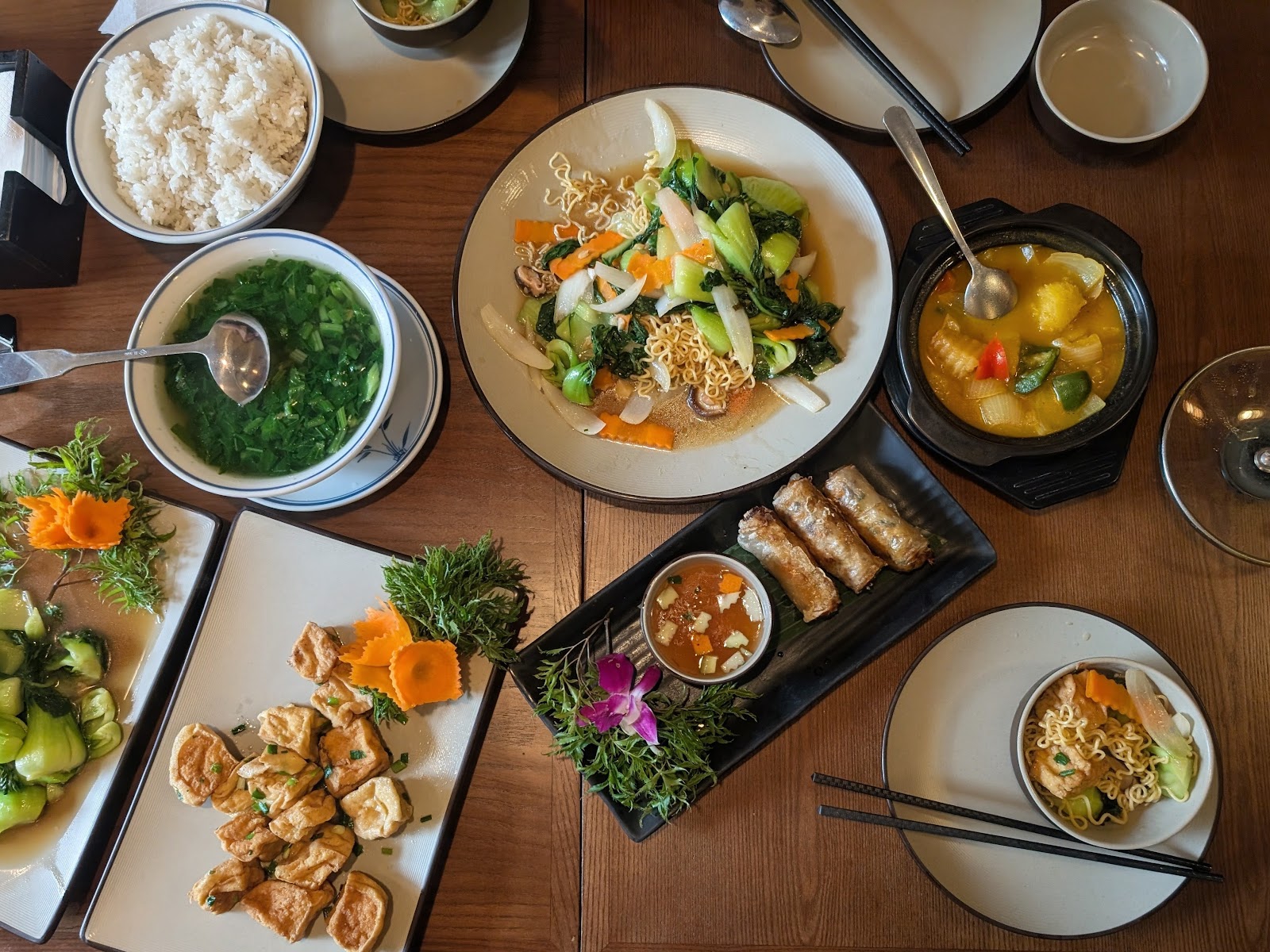 Ngư Restaurant - Vietnamese Cuisine & Vegan Food
