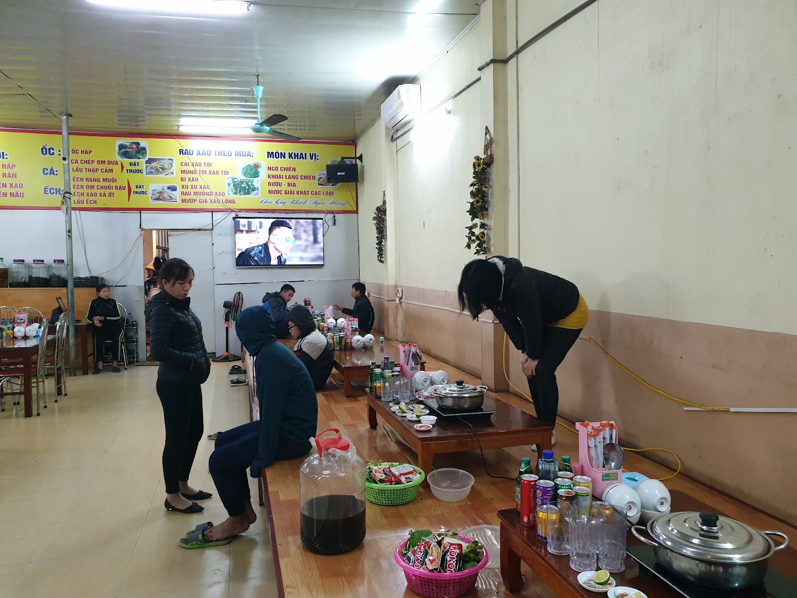 Nhà Hàng Anh Em
