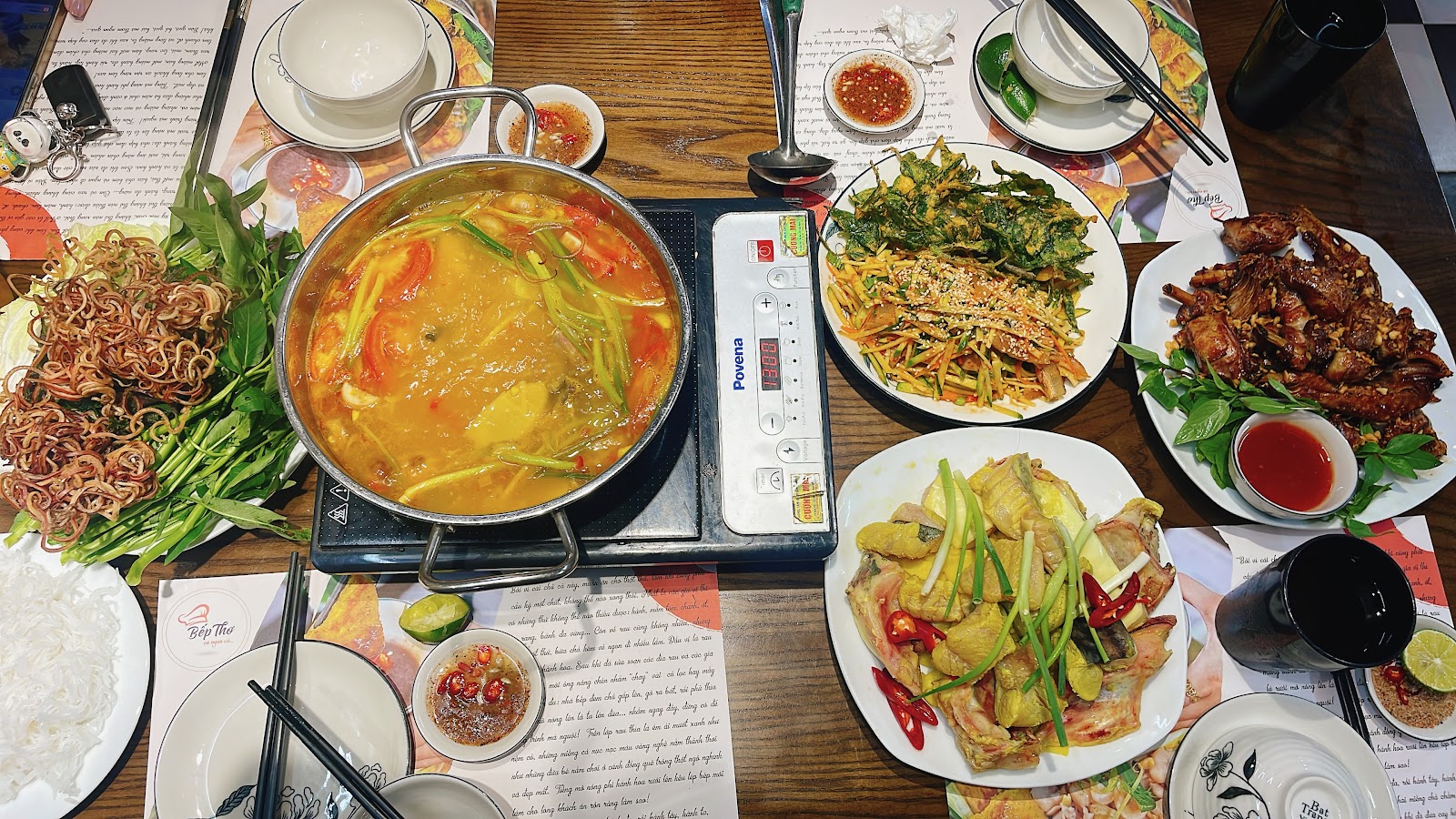 Nhà Hàng Bếp Thơ