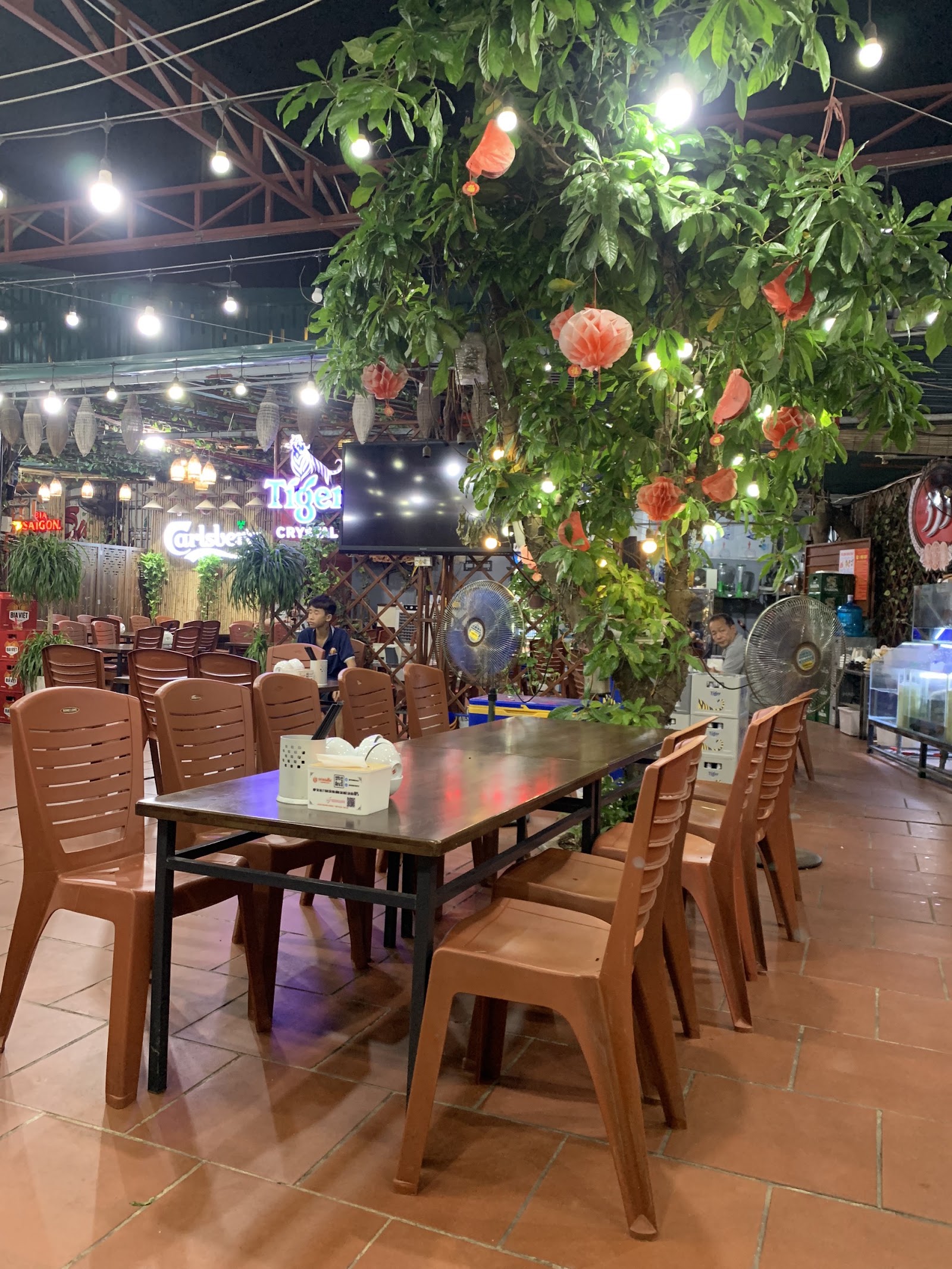 Nhà Hàng Bia Sung Dự Trình