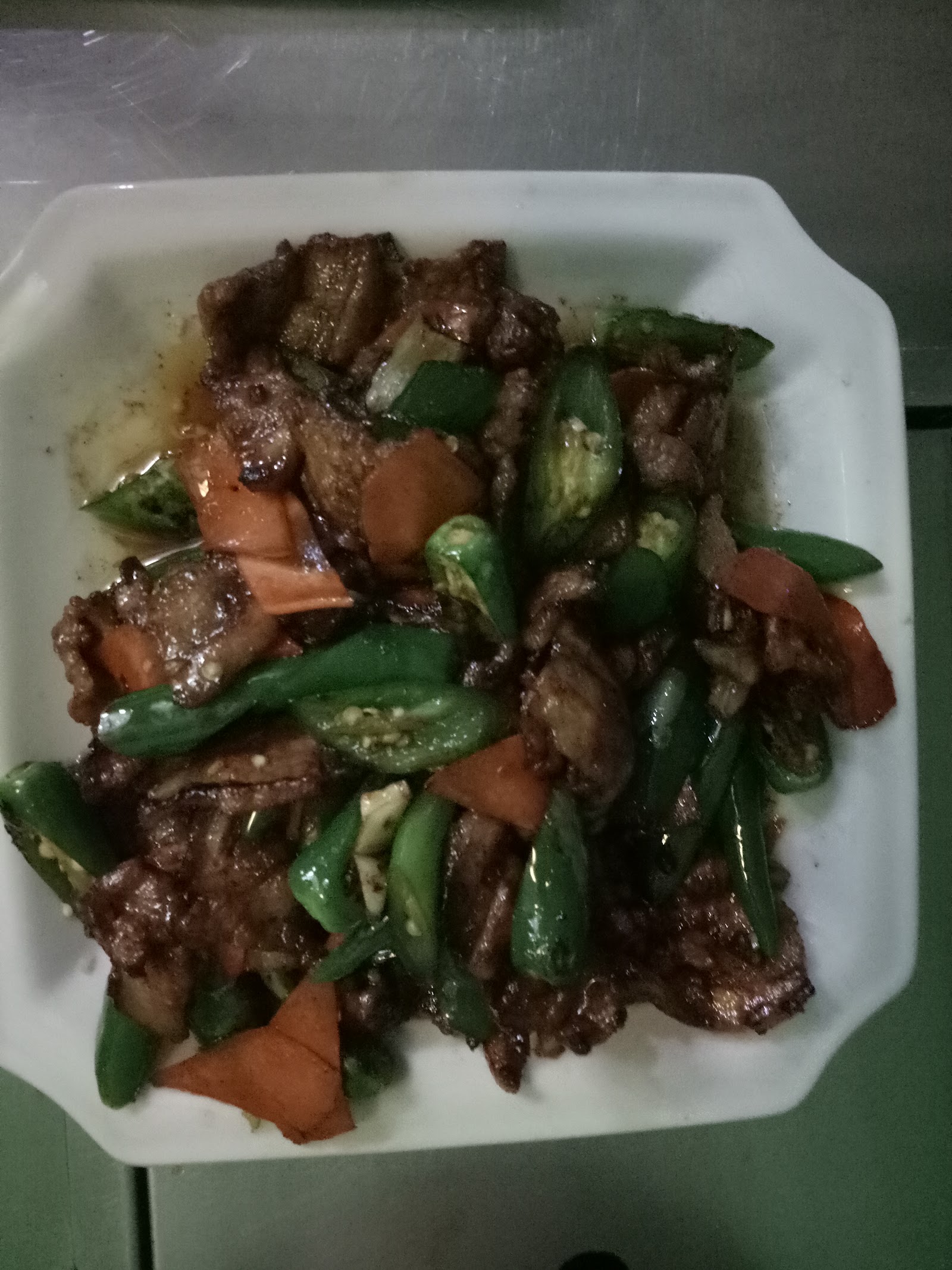 Nhà Hàng Chị Em