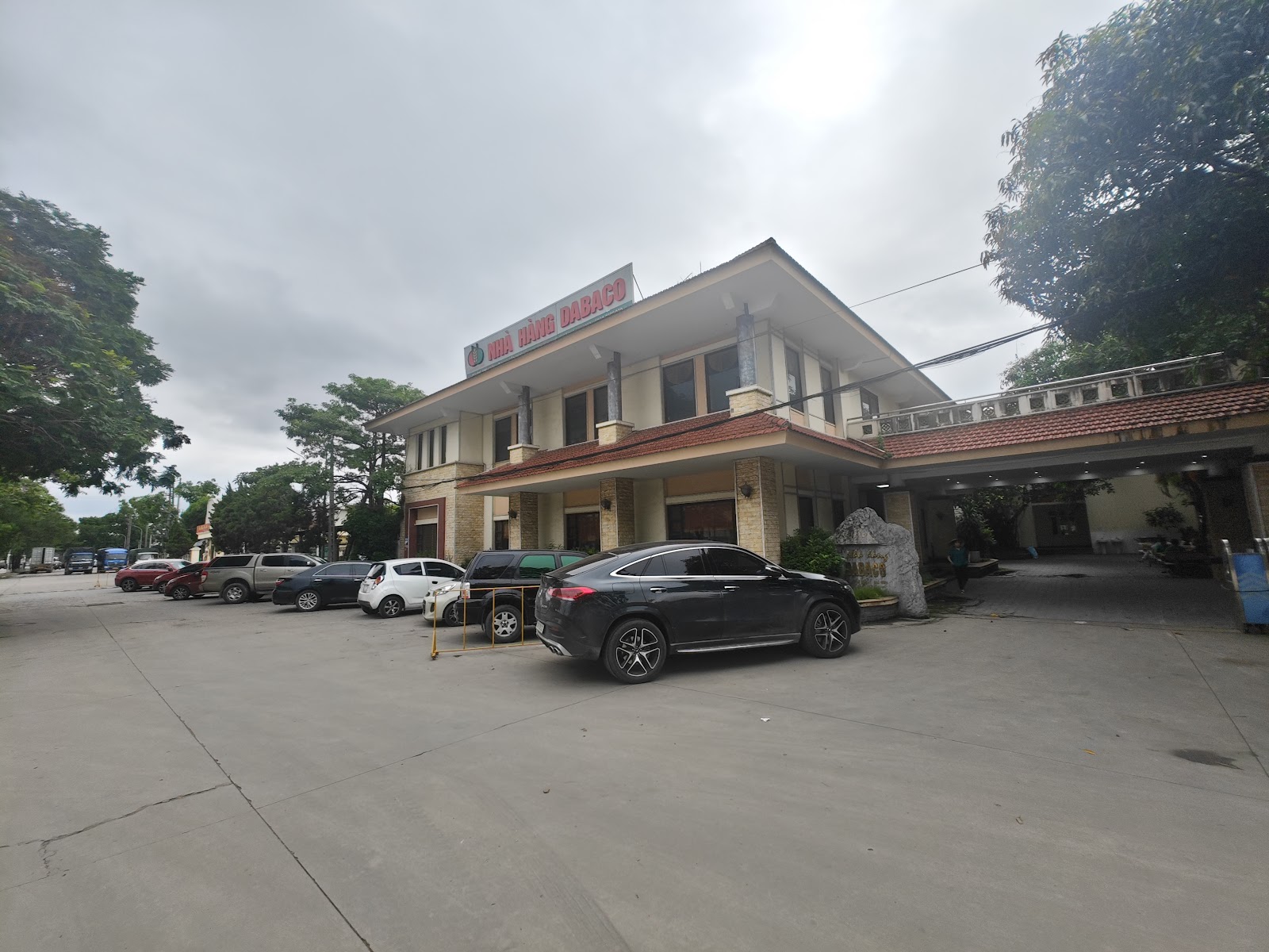 Nhà Hàng Dabaco