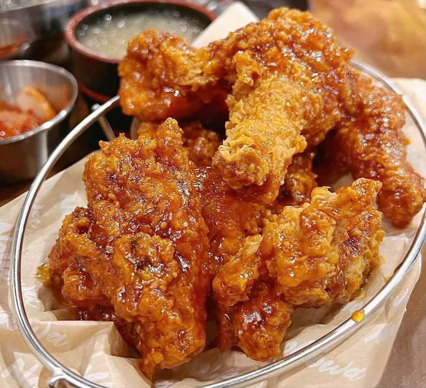 Nhà Hàng Gà Nollowa