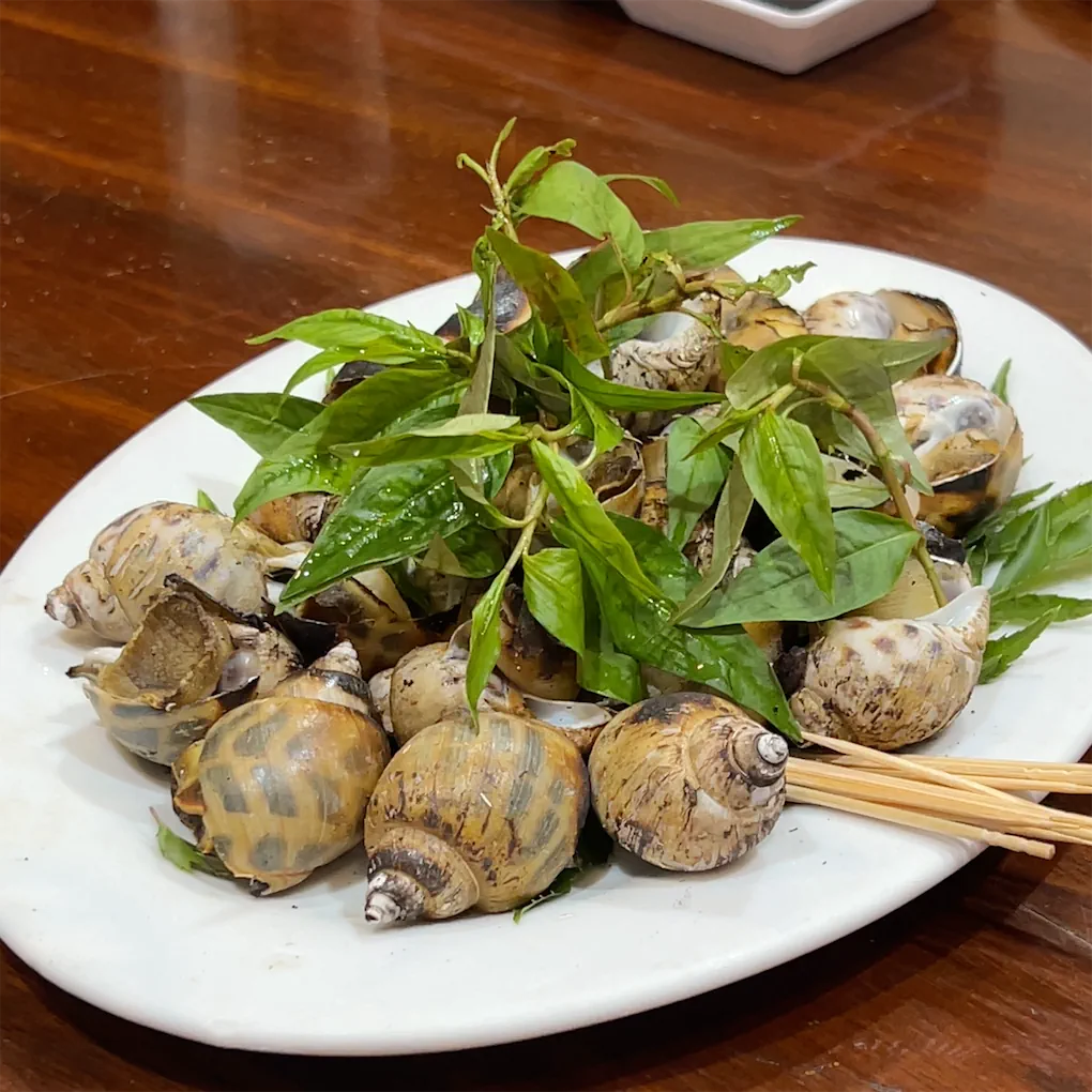 Nhà Hàng Hải Sản Biển Đông