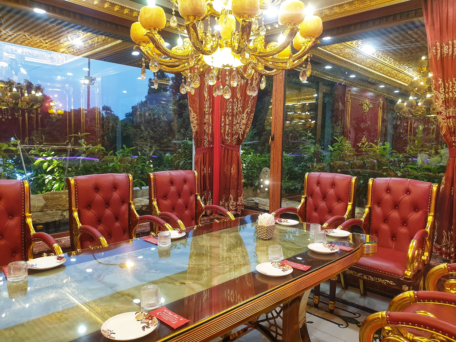 Nhà hàng hải sản Dung Cua