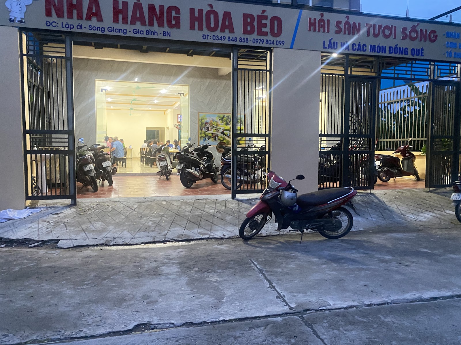 Nhà Hàng Hoà Béo – Không gian quán