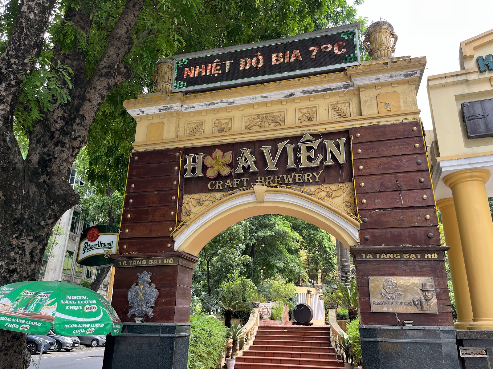 Nhà hàng Hoa Viên Craft Brewery