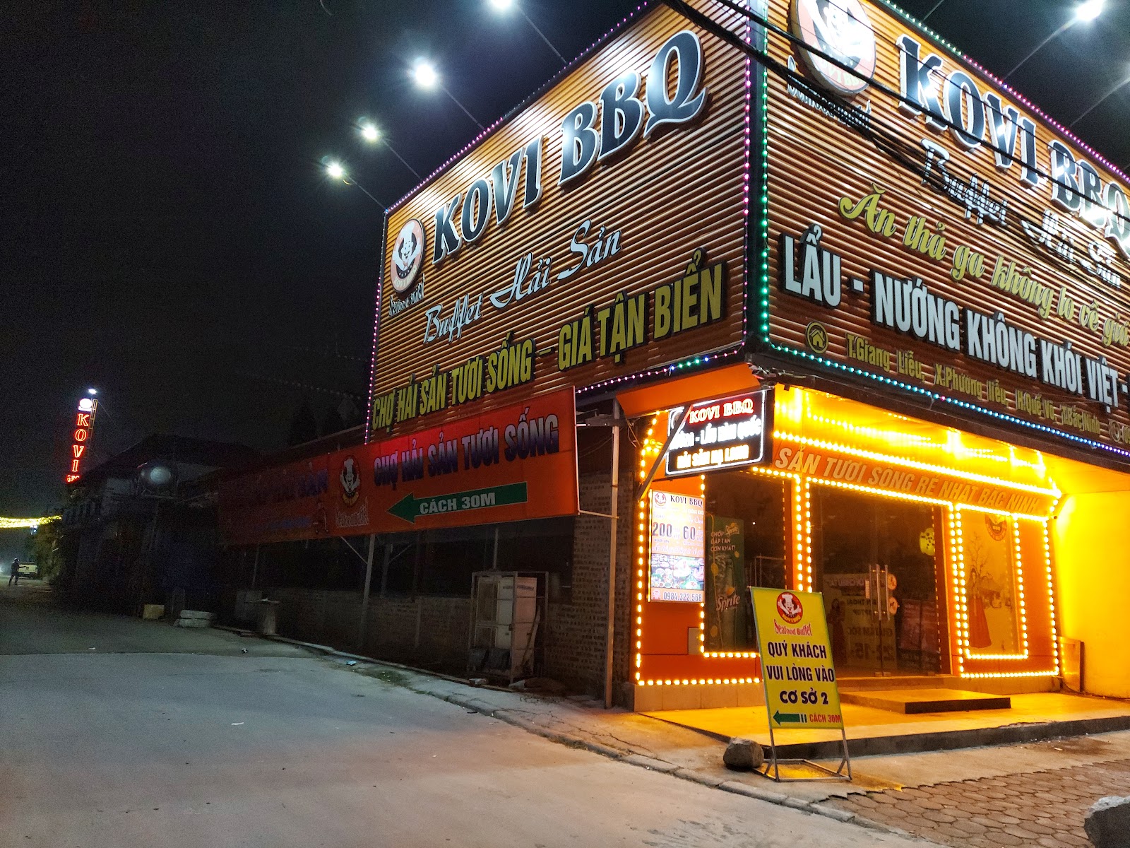 Nhà Hàng Kovi Bbq Buffet Hải Sản – Không gian quán