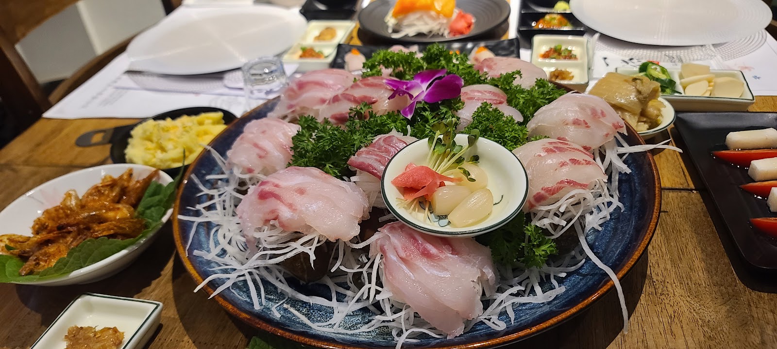 Nhà Hàng Nhân Duyên