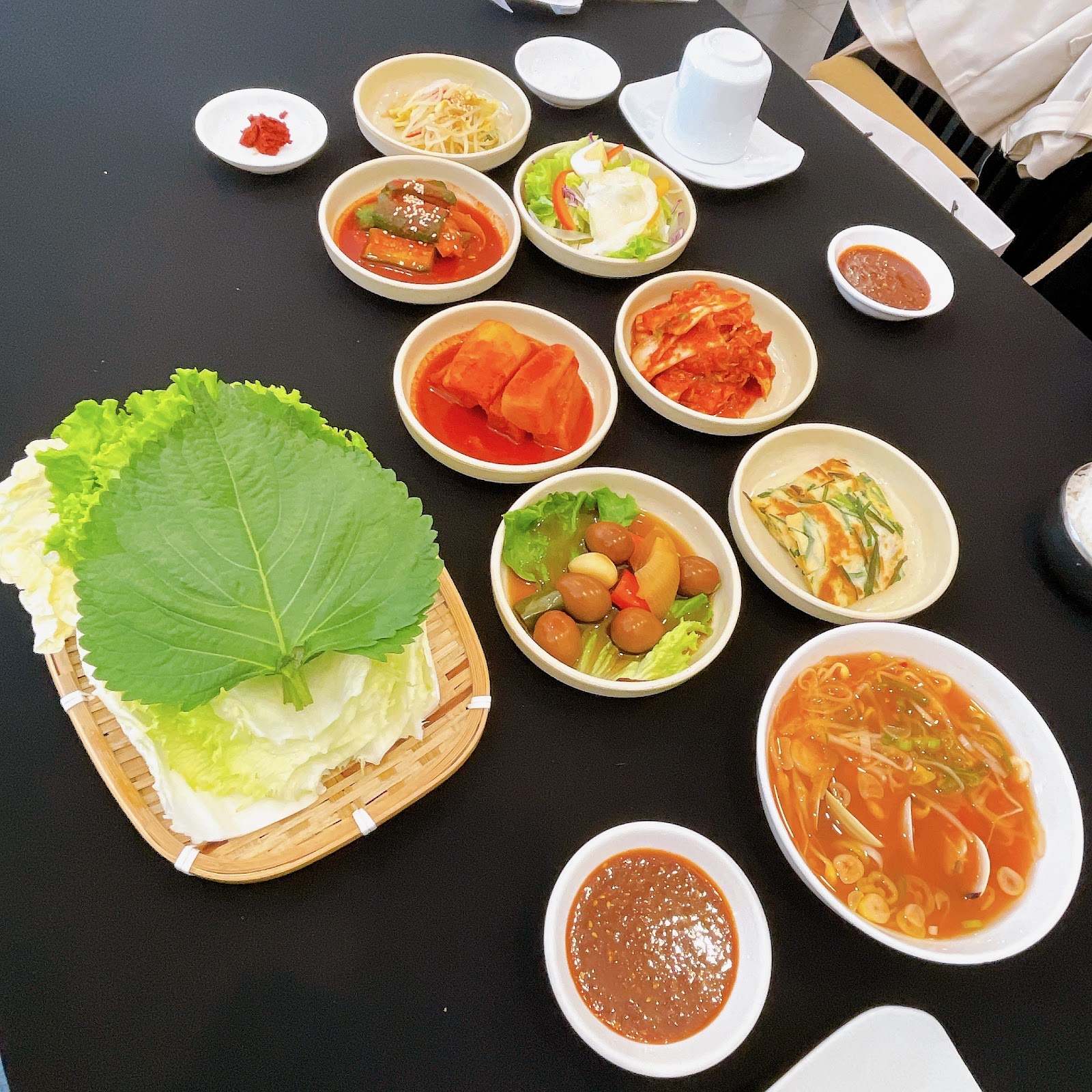 Nhà Hàng Nhân Duyên