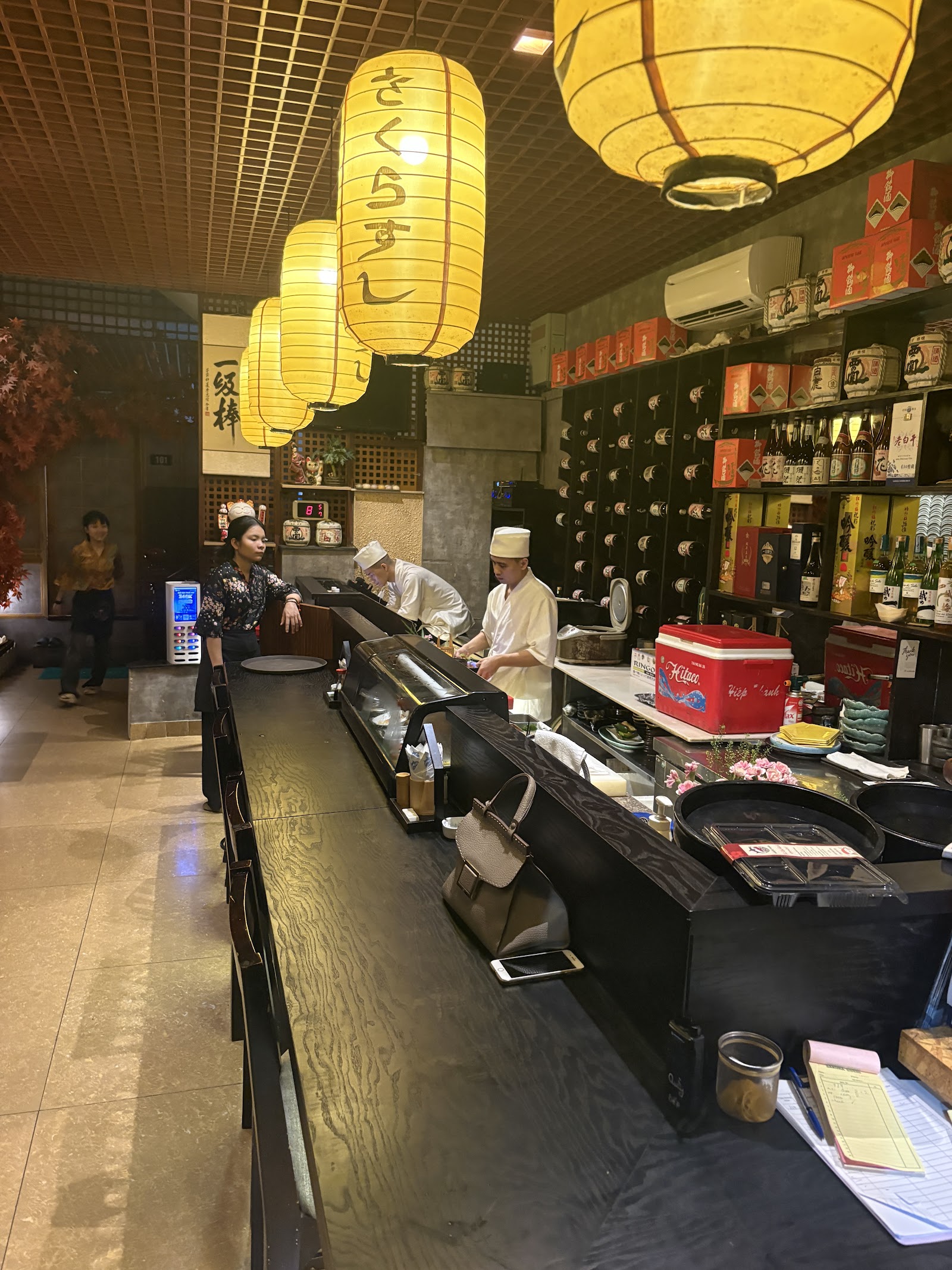 Nhà hàng nhật bản Sakura Sushi.Cs1 – Không gian quán