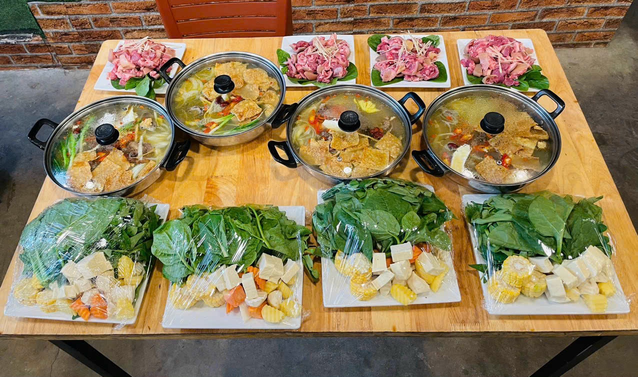 Nhà Hàng NHẤT DƯƠNG QUÁN - Dê Quay Tùng Xẻo Restaurant
