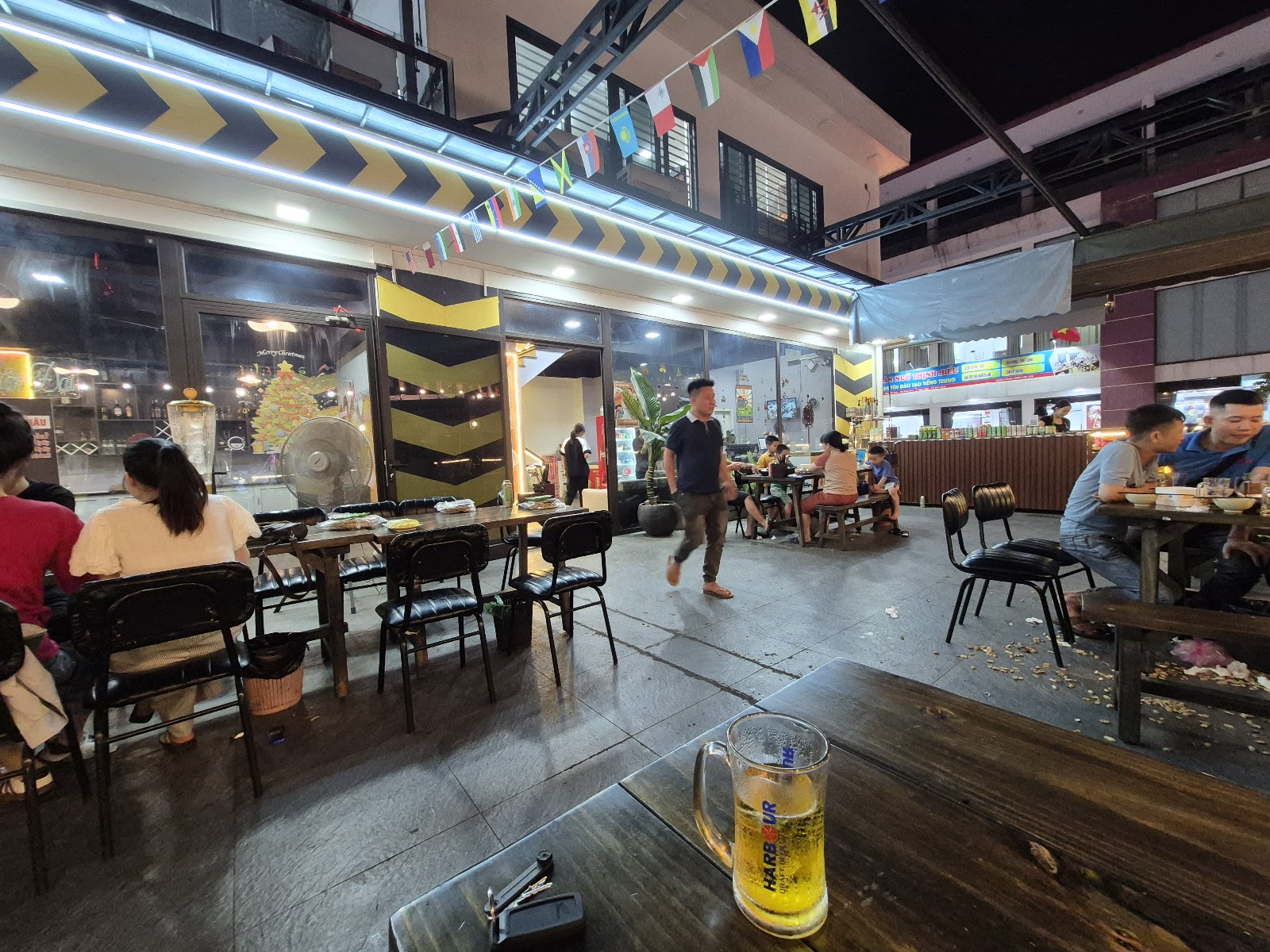Nhà Hàng Ốc Hiện Đại