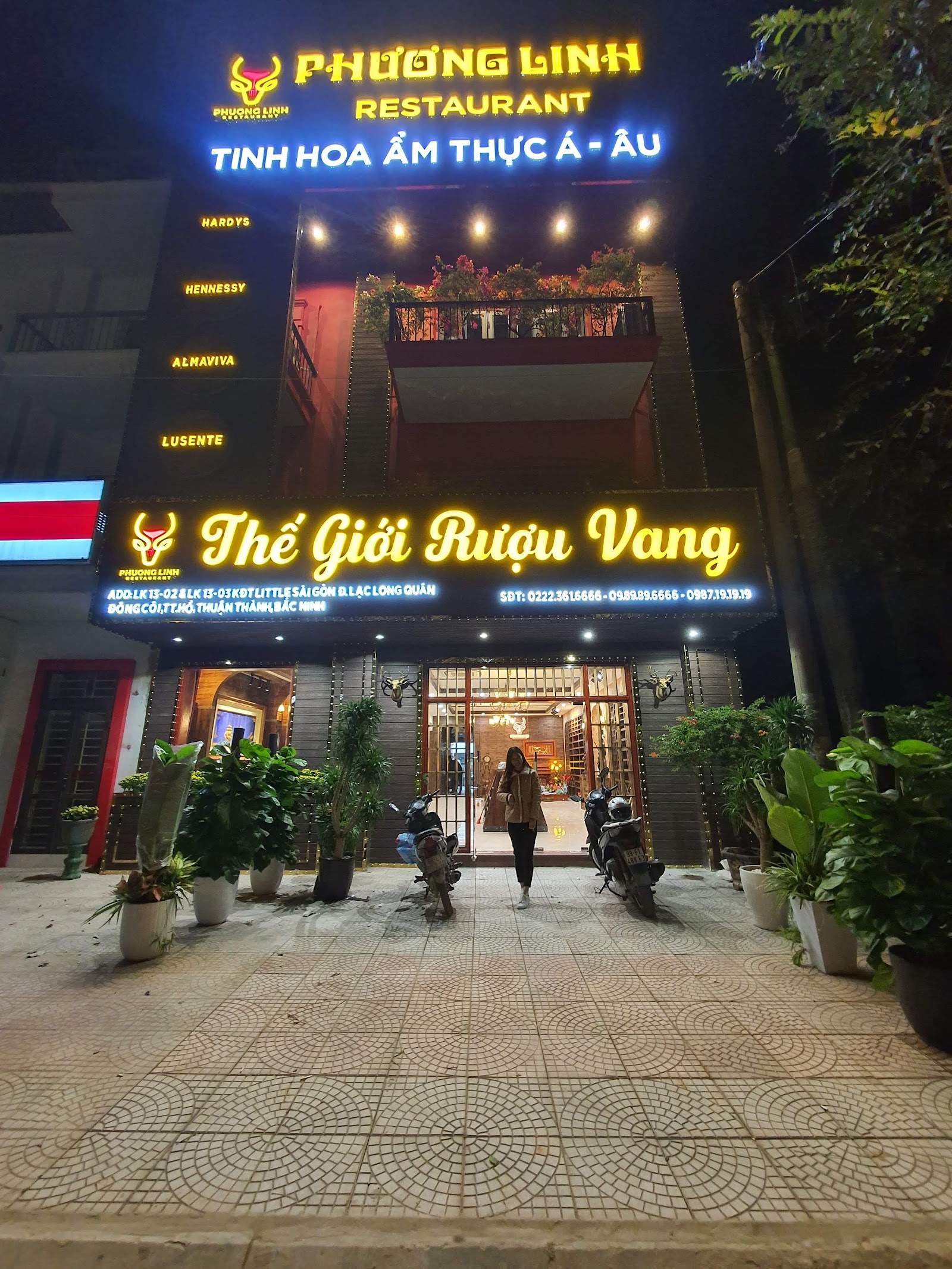 Nhà Hàng Phương Linh – Không gian quán