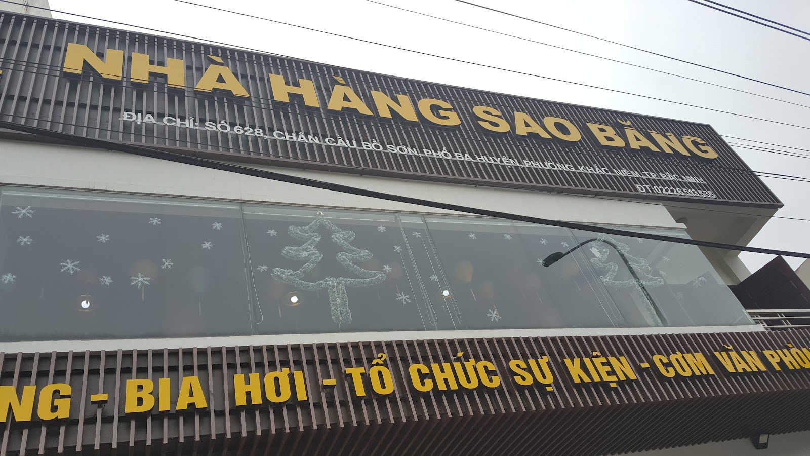 Nhà Hàng Sao Băng