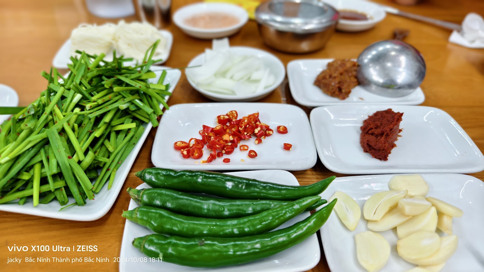 Nhà hàng Sơn San - Quán cơm canh Hàn Quốc