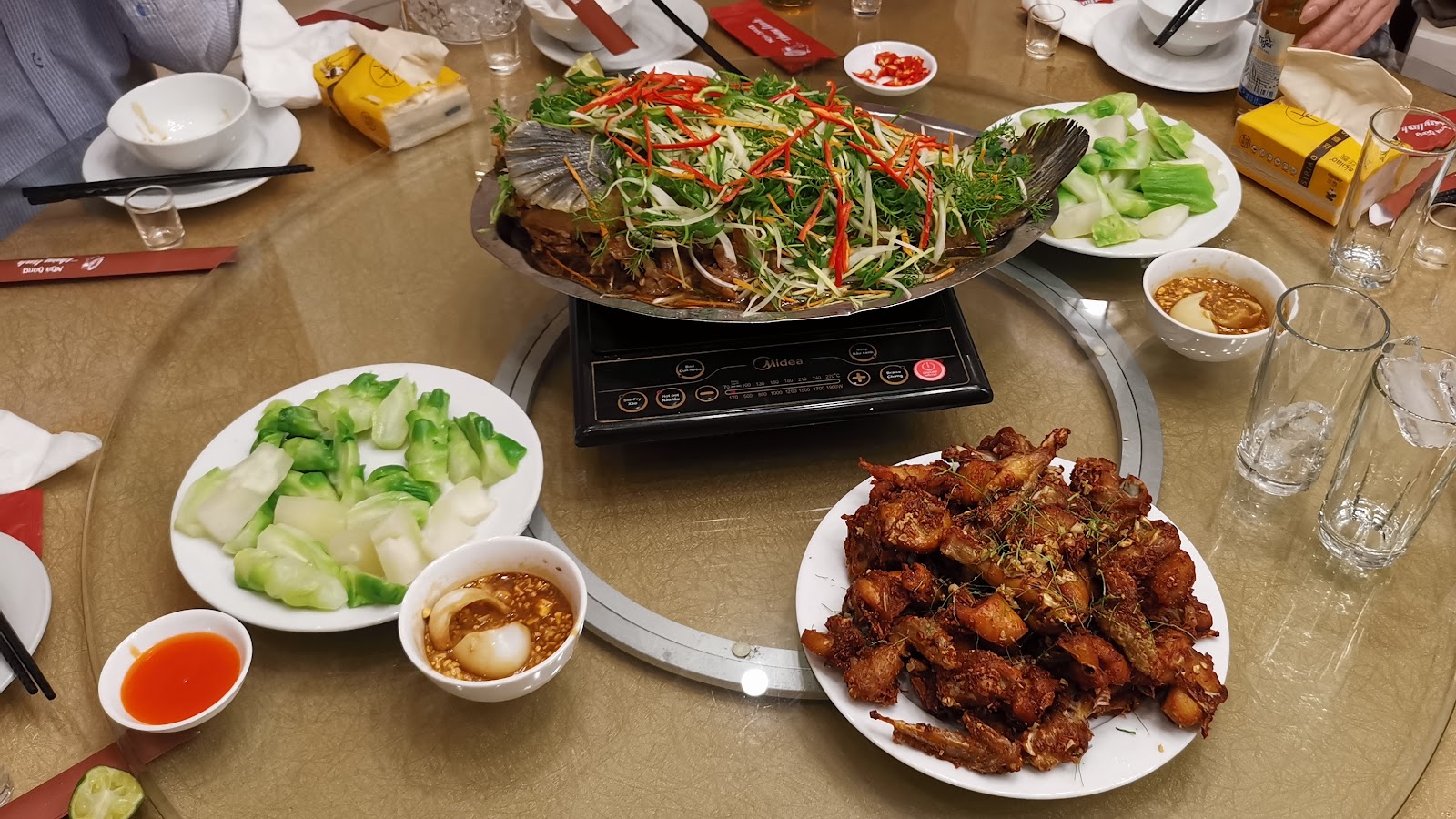 Nhà Hàng Thùy Linh