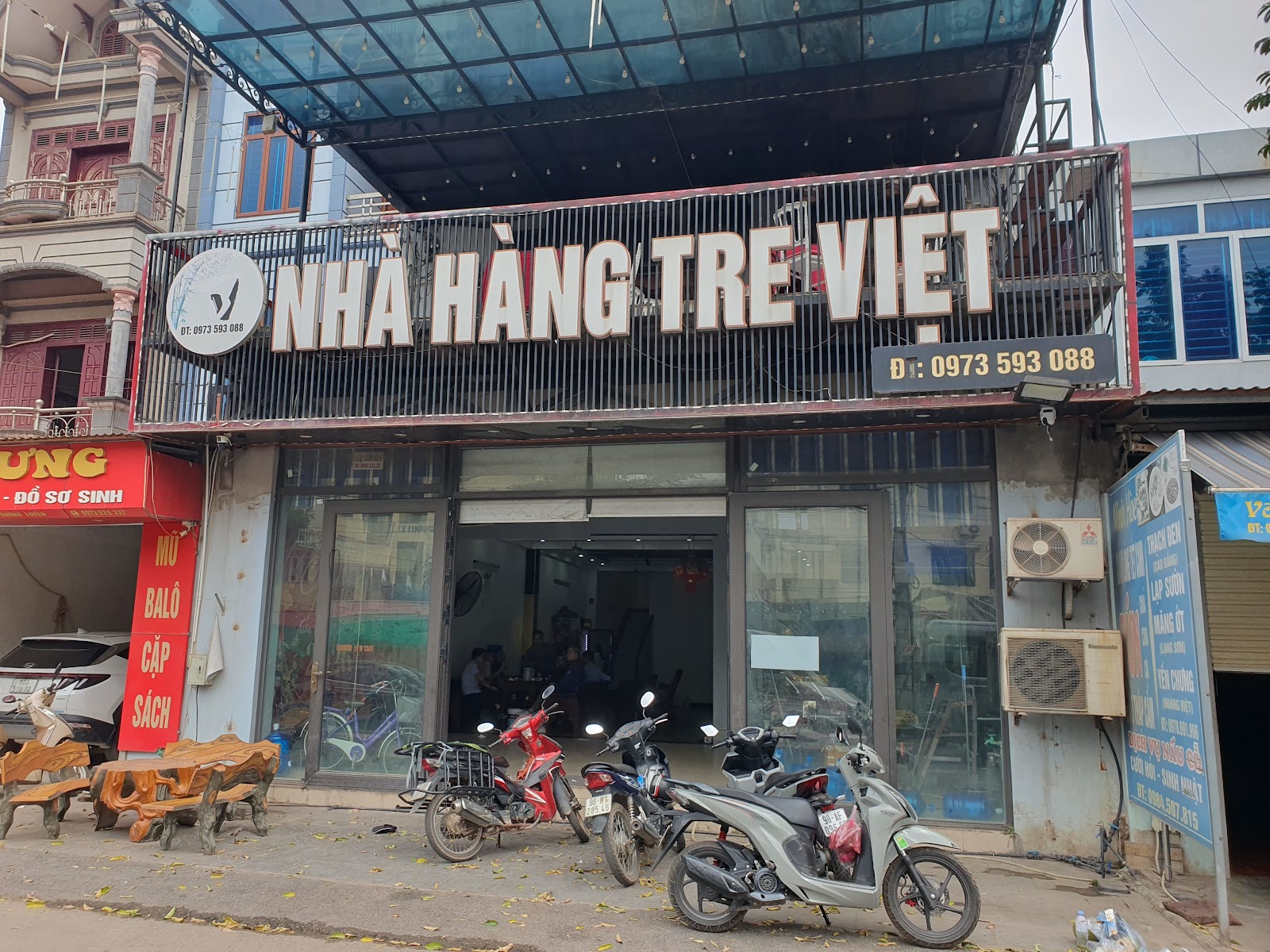 Nhà Hàng Tre Việt – Không gian quán