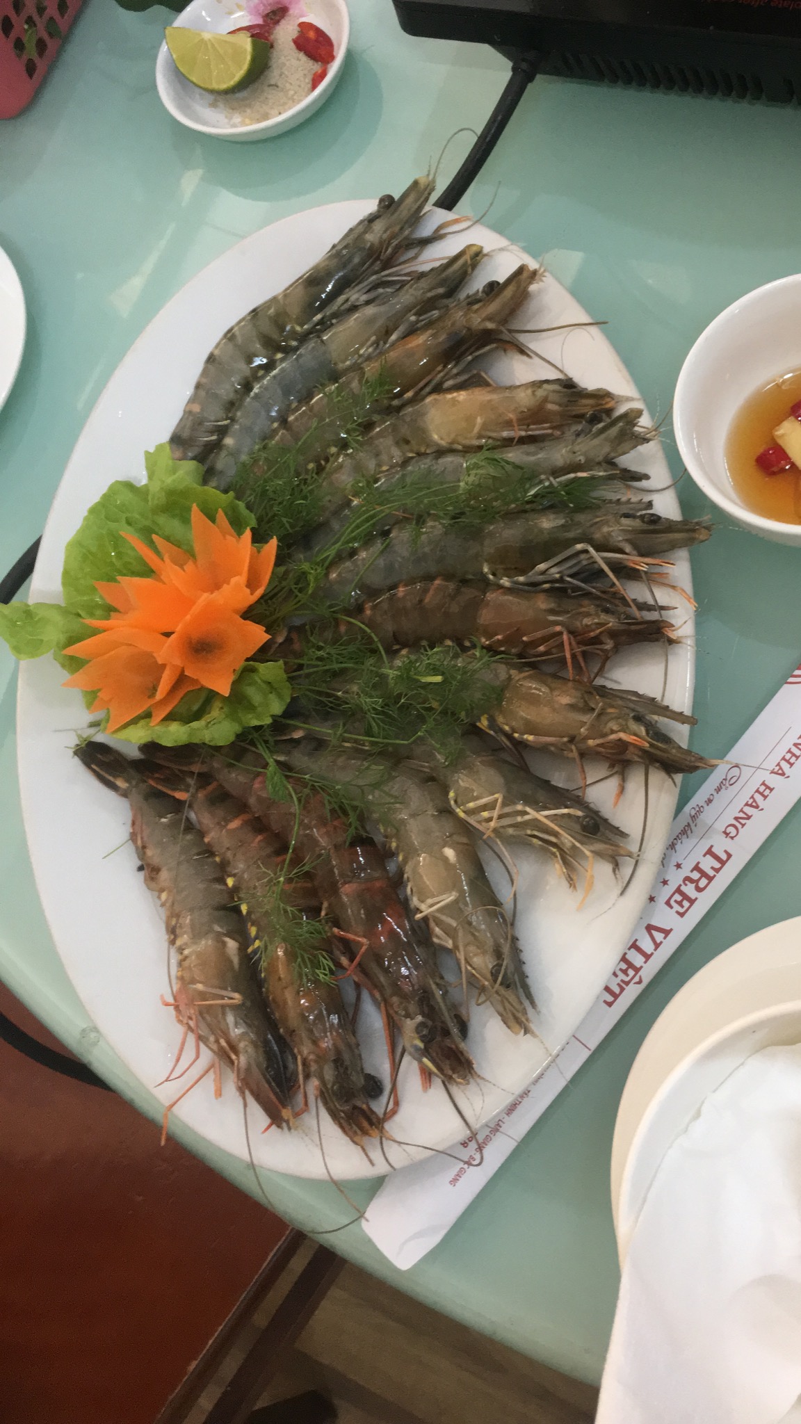 Nhà Hàng Tre Việt
