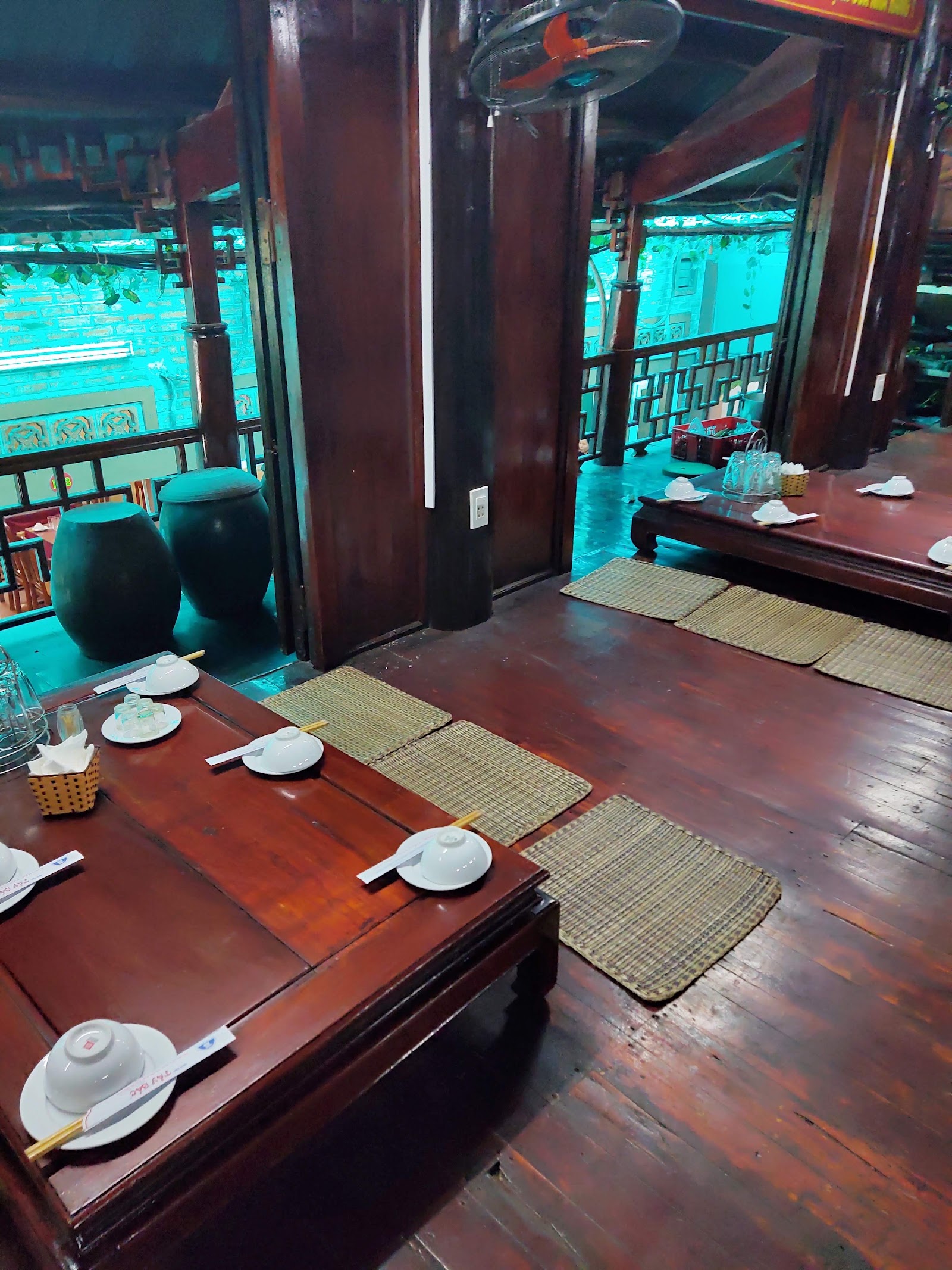 Nhà sàn Tây Bắc
