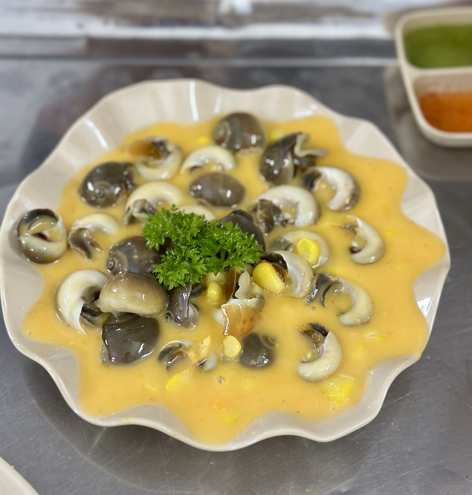Ốc Dung Mama Hàm Nghi