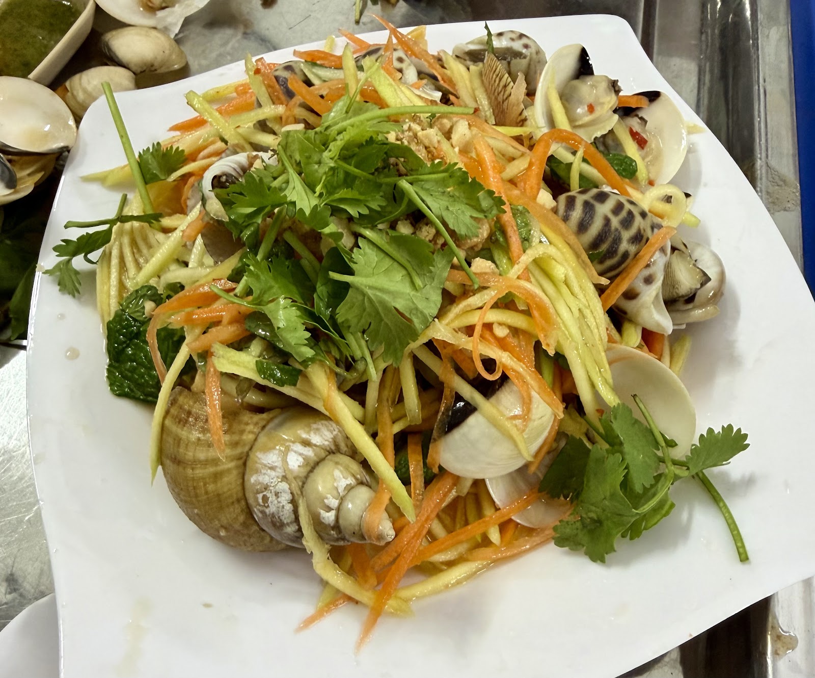 Ốc Dung Mama Hàm Nghi