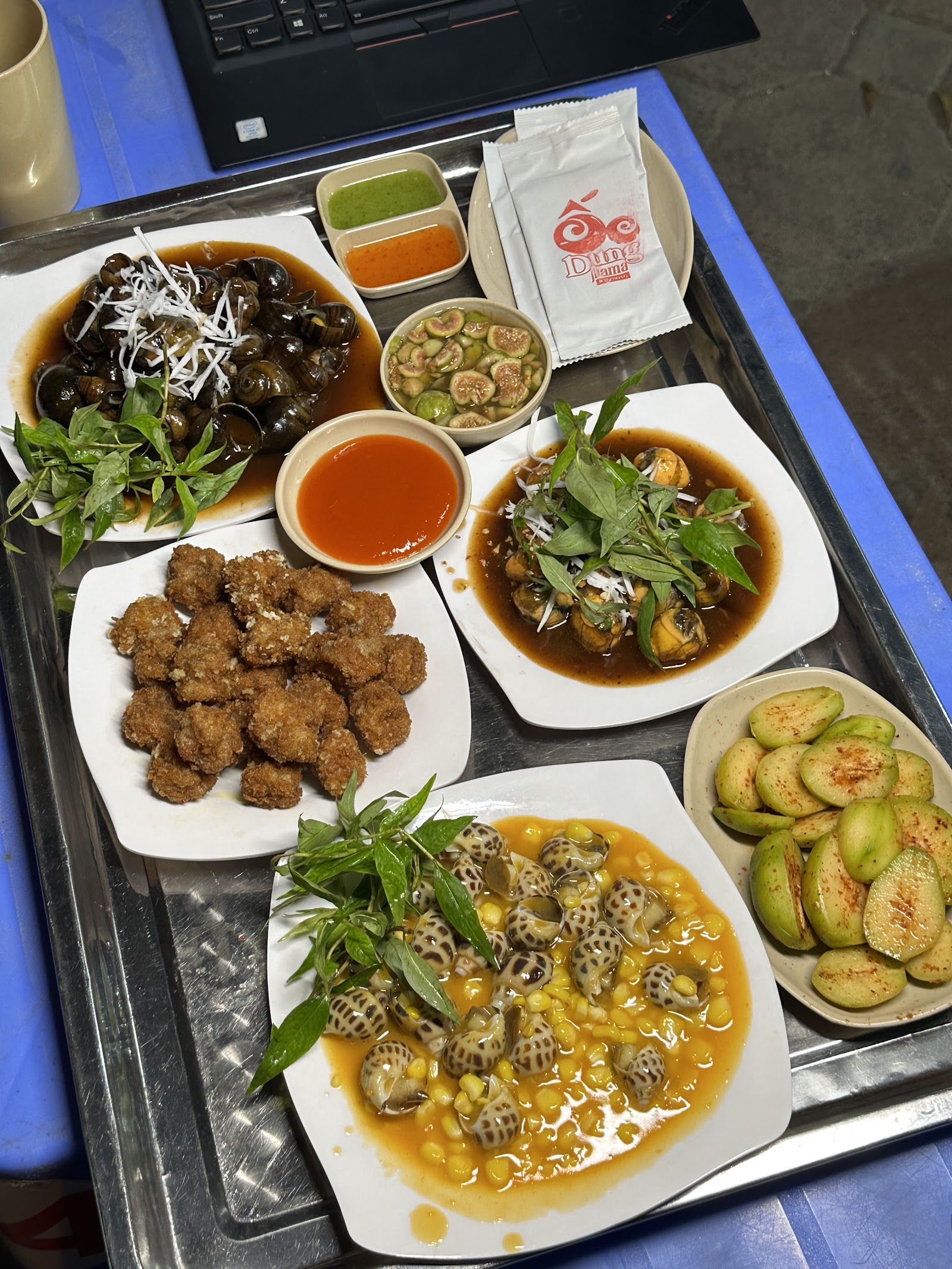 Ốc Dung Mama Hàm Nghi