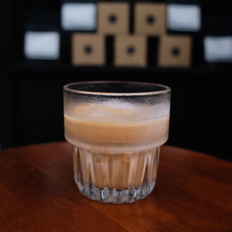 Phin bar by refined.