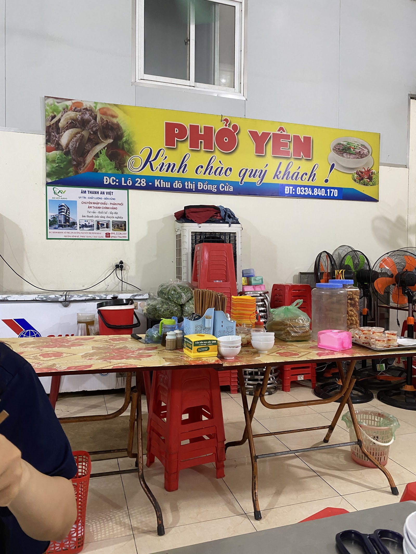 Phở Yên (Bắc Giang) – Không gian quán