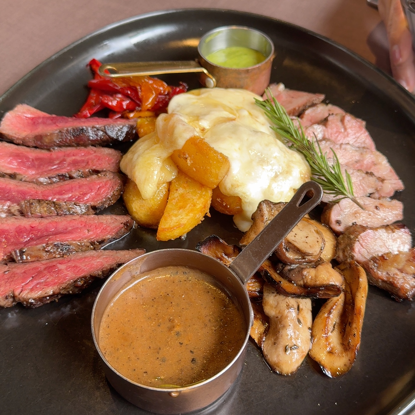 Pincho - Tapas Kitchen and Drinks