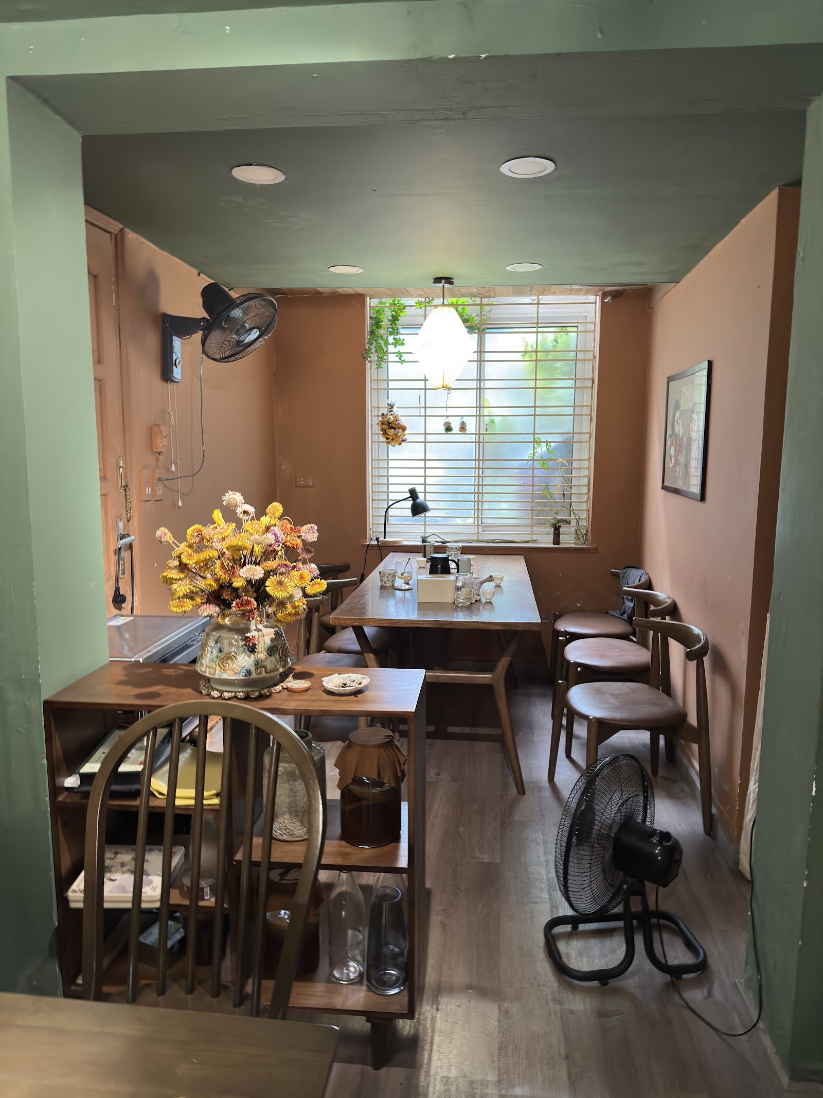 Piraha Tea & Coffee – Không gian quán