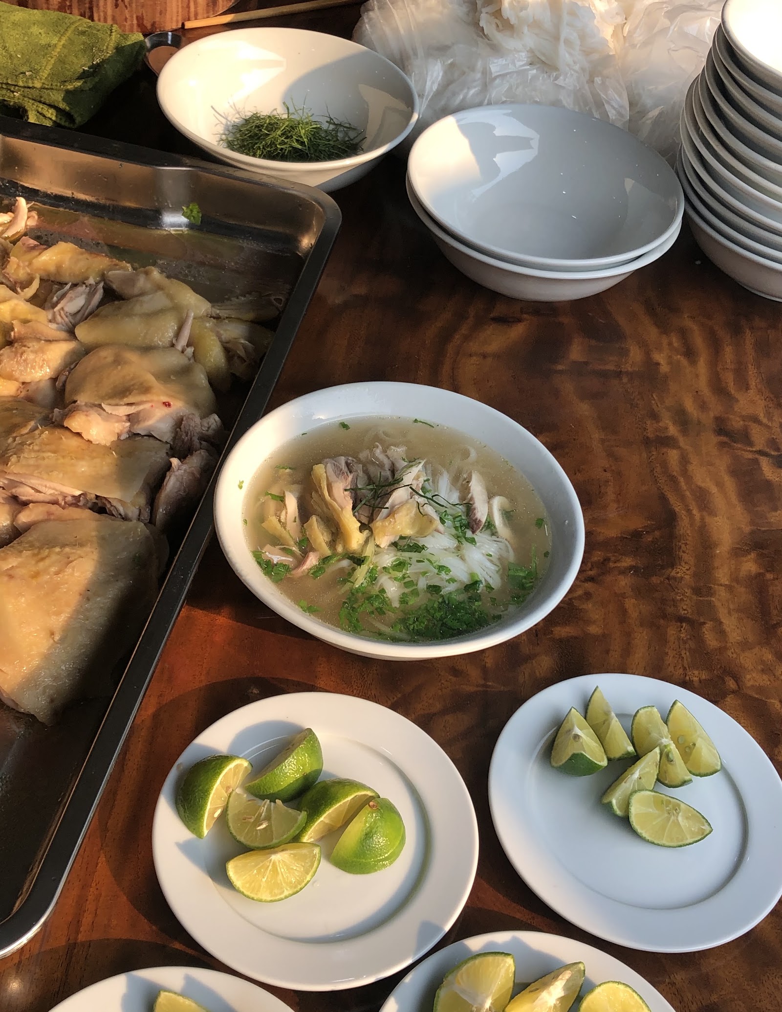 Quán ăn Việt Trung ( 越-中饭馆)