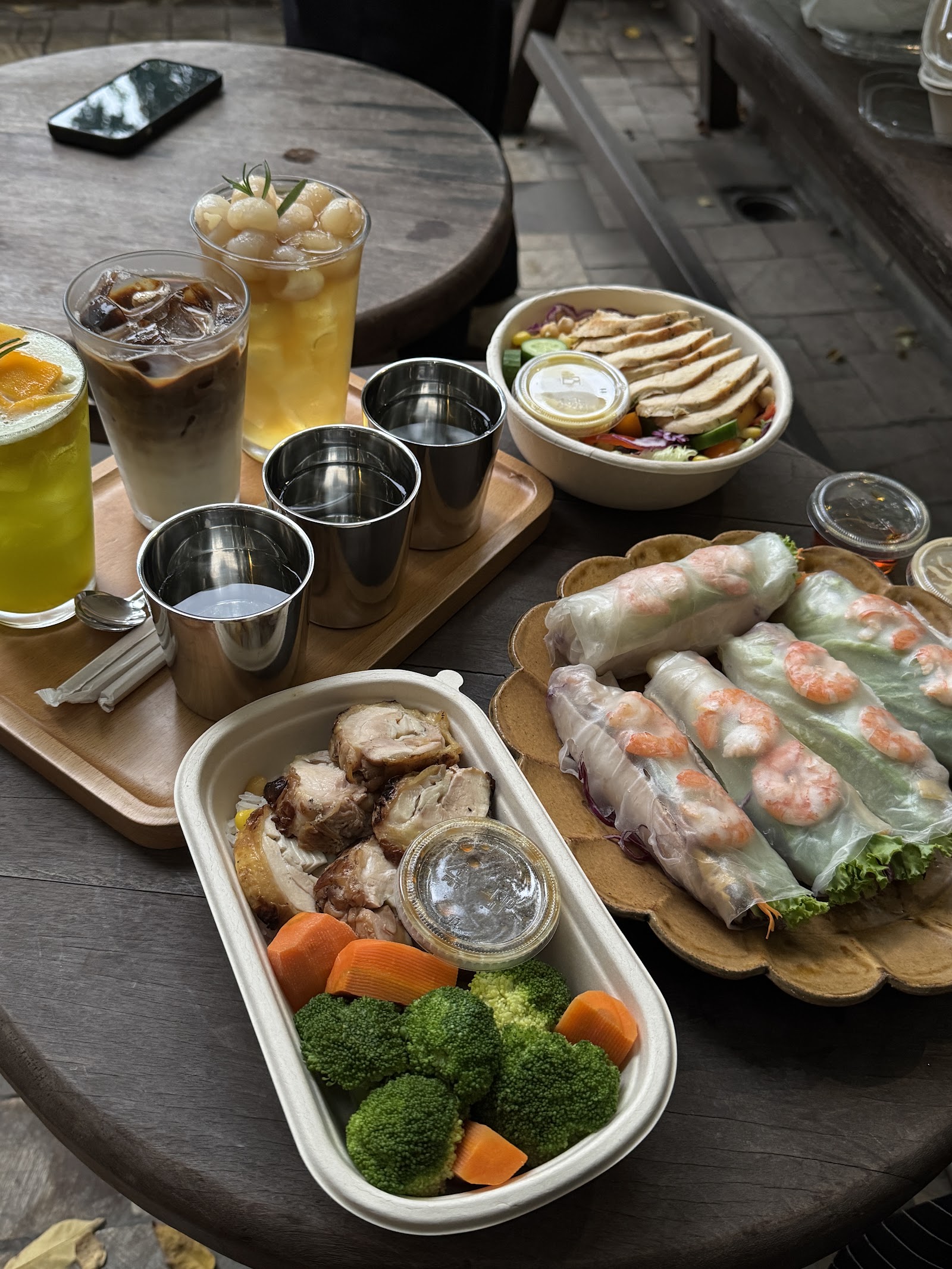 Quán cà phê Hai Tâm Hồn