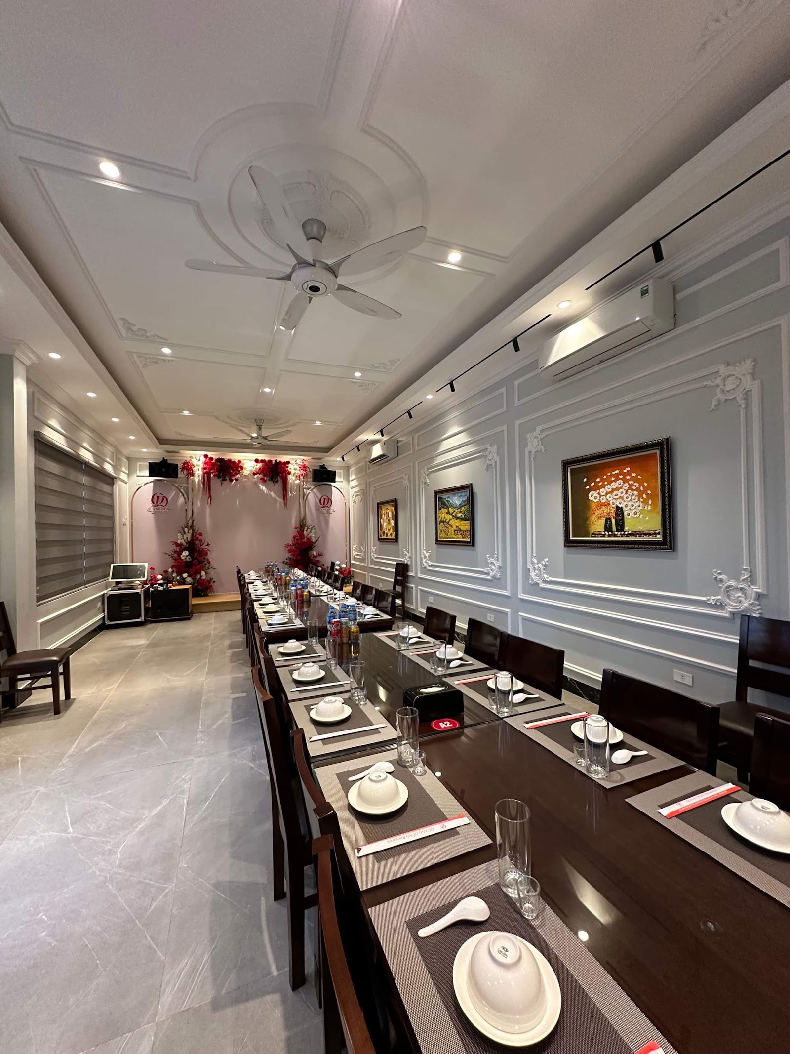Quang Dũng Restaurant – Không gian quán