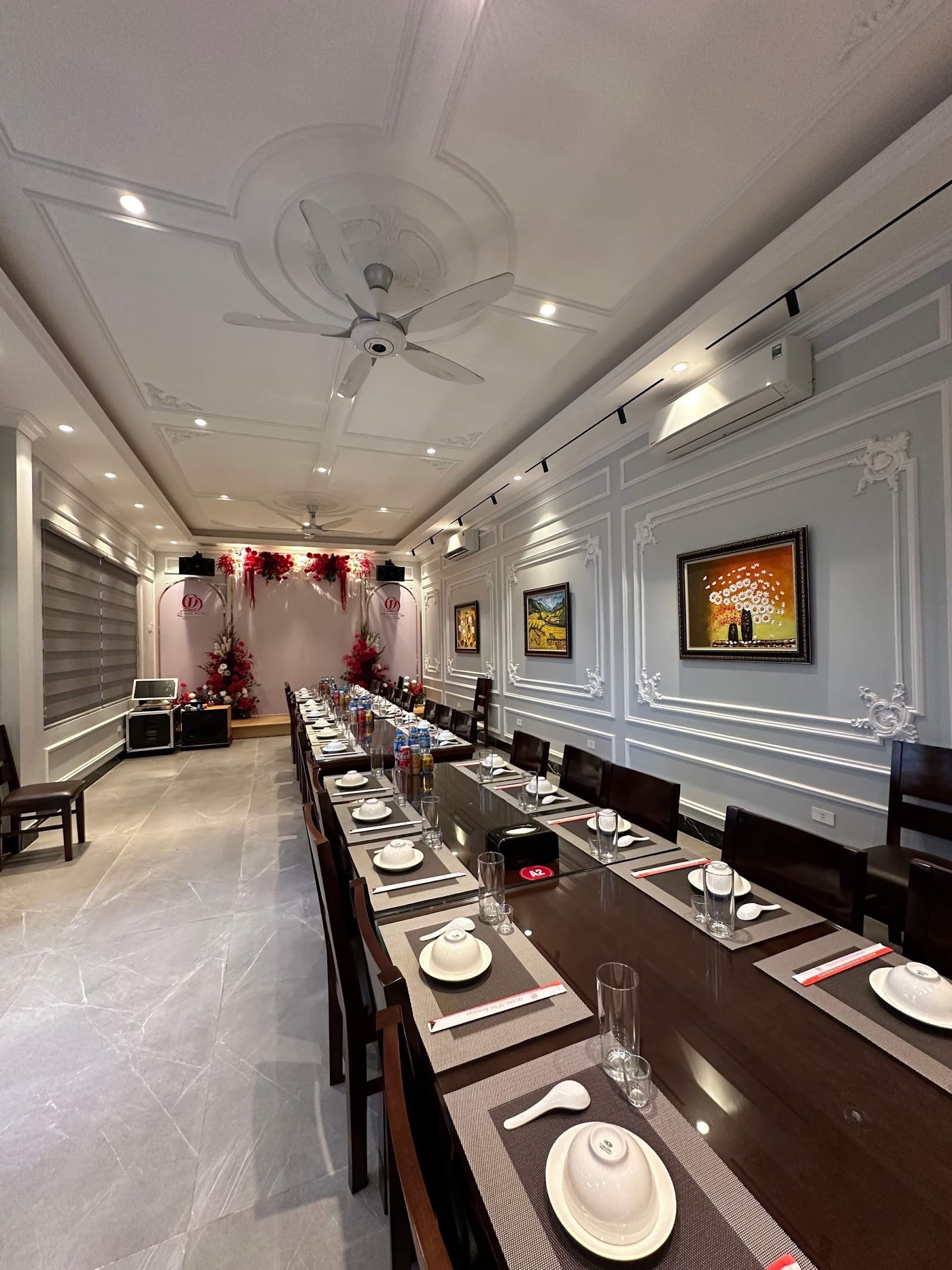 Quang Dũng Restaurant – Không gian quán