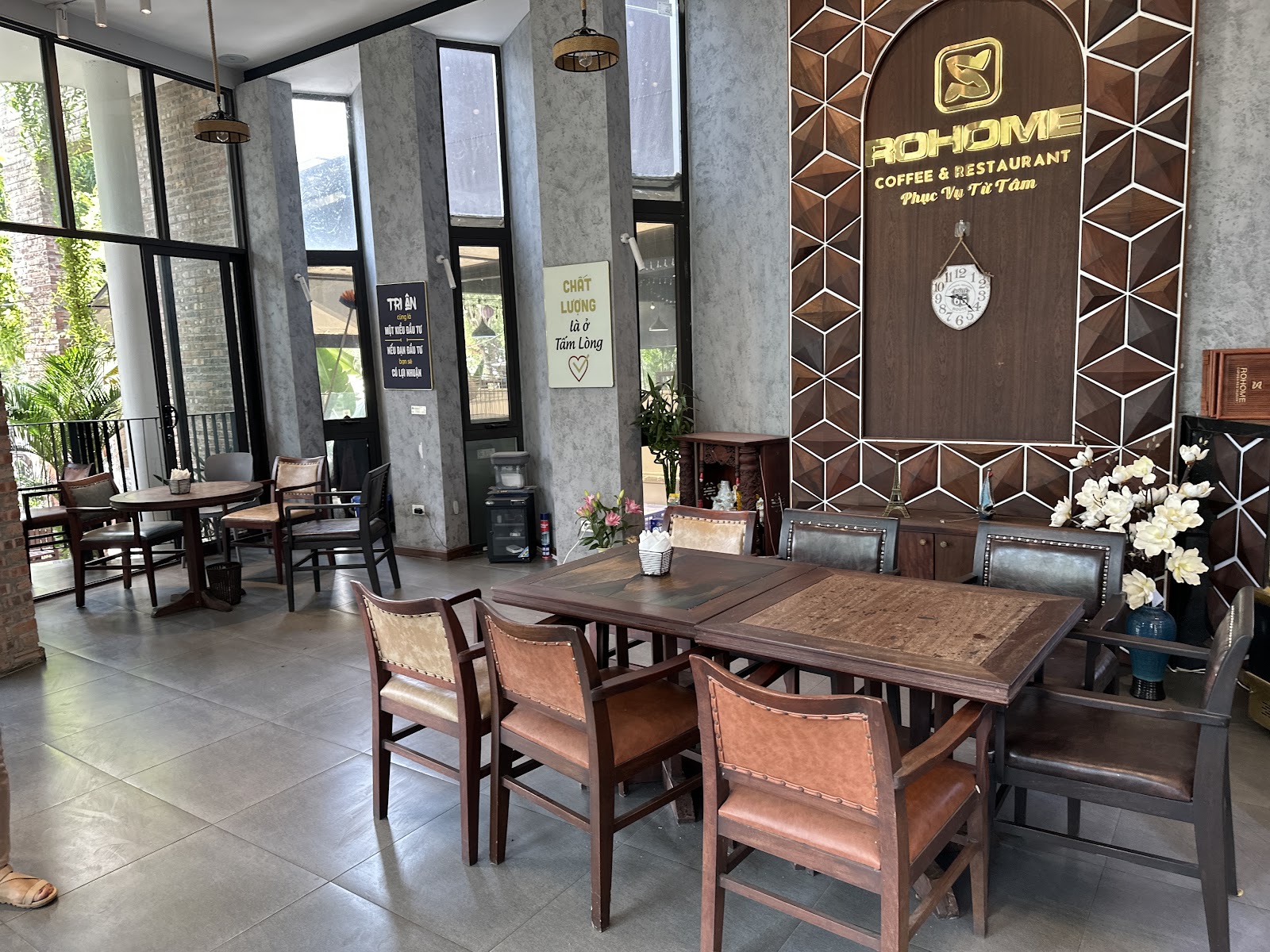 ROHOME Coffee & Restaurant
