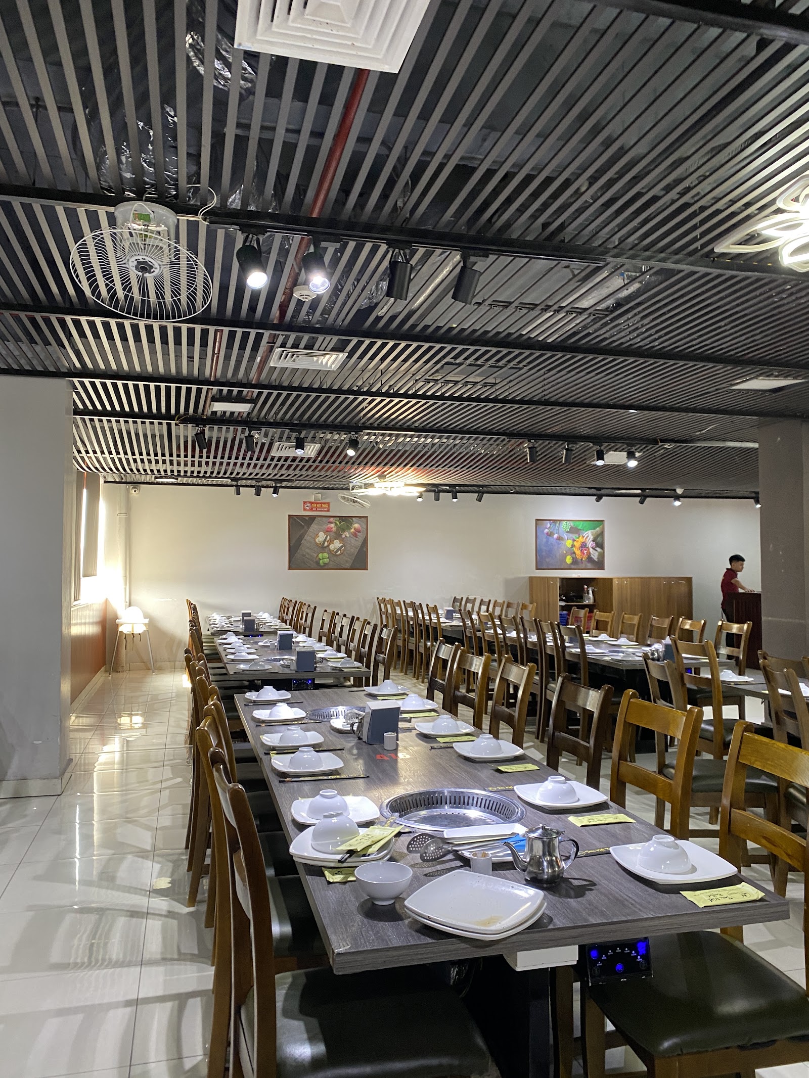 Sen Việt Buffet Bắc Ninh – Không gian quán