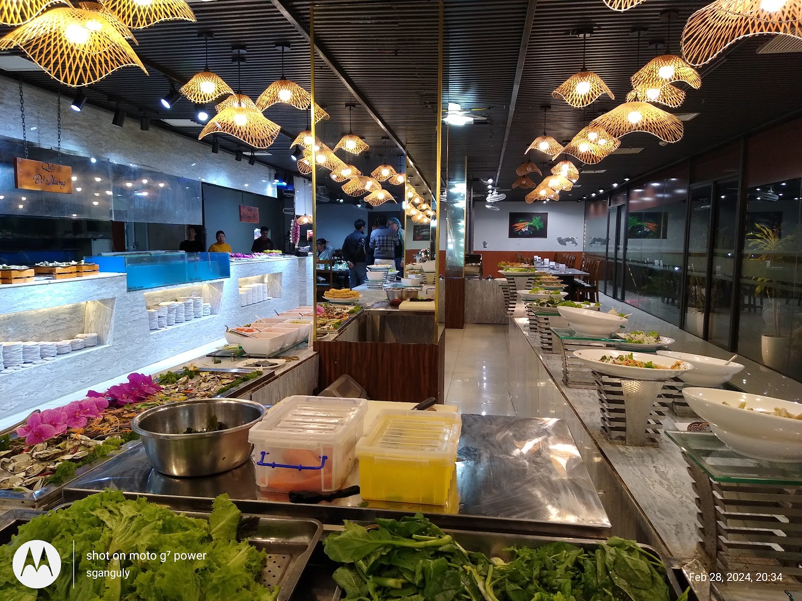 Sen Việt Buffet Bắc Ninh – Không gian quán