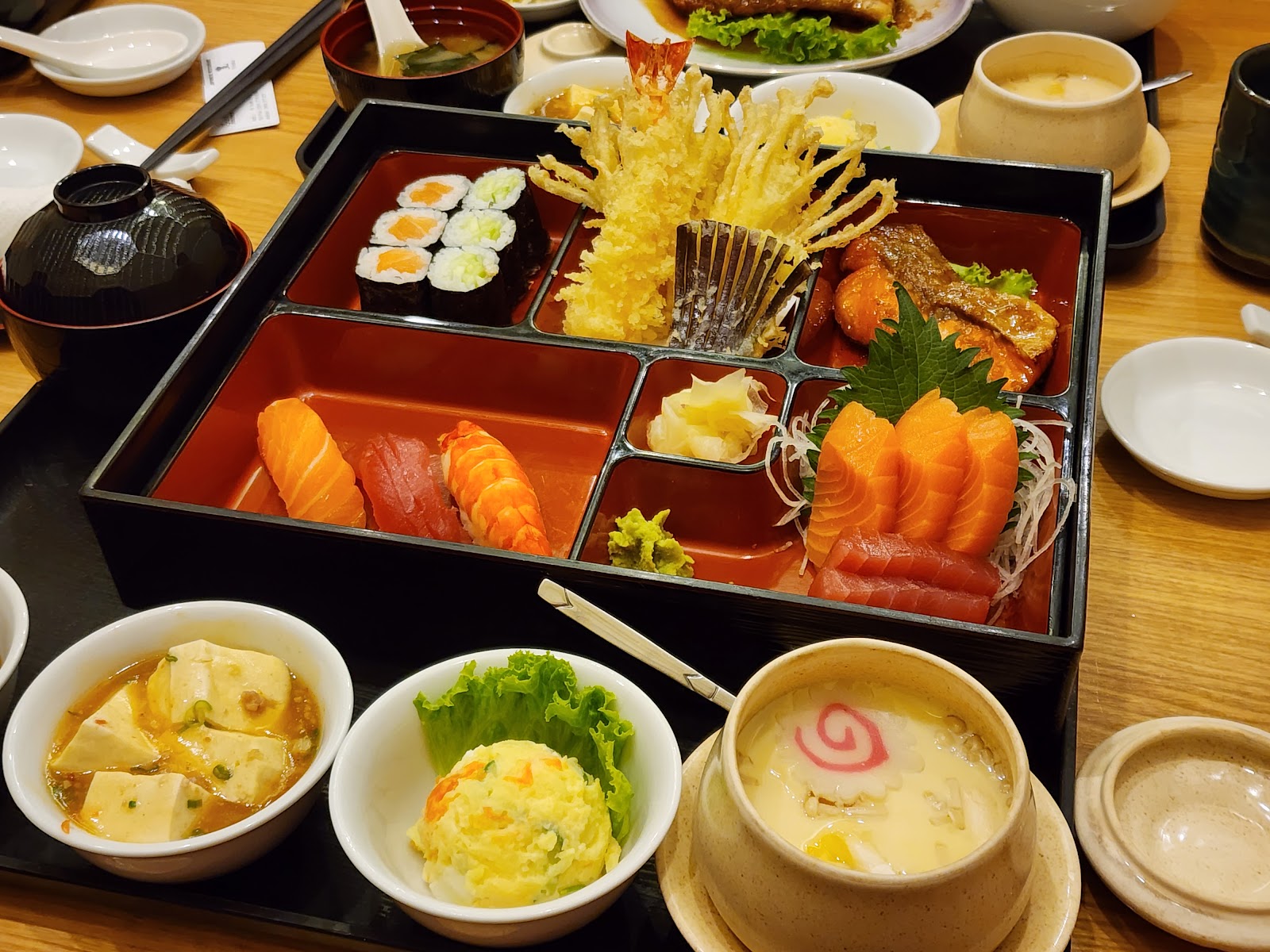 Sushidokoro Yutaka Restaurant