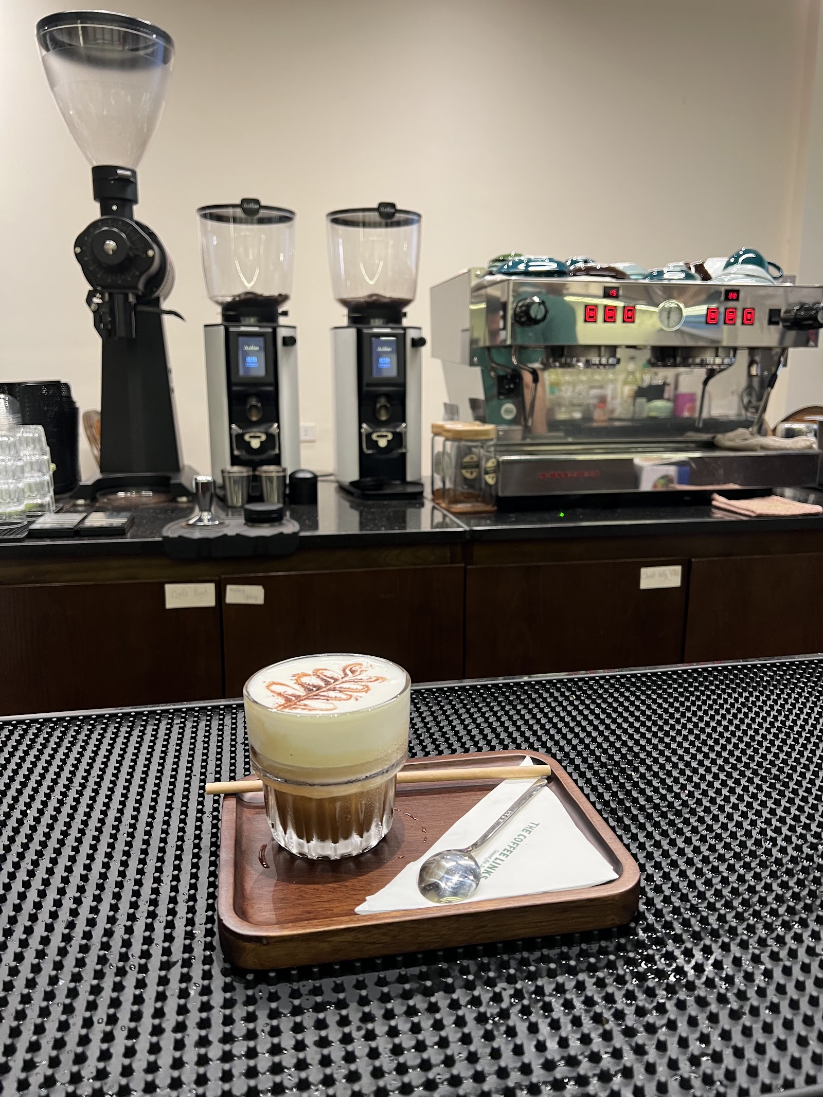 The Coffee Links – 50 Vũ Phạm Hàm