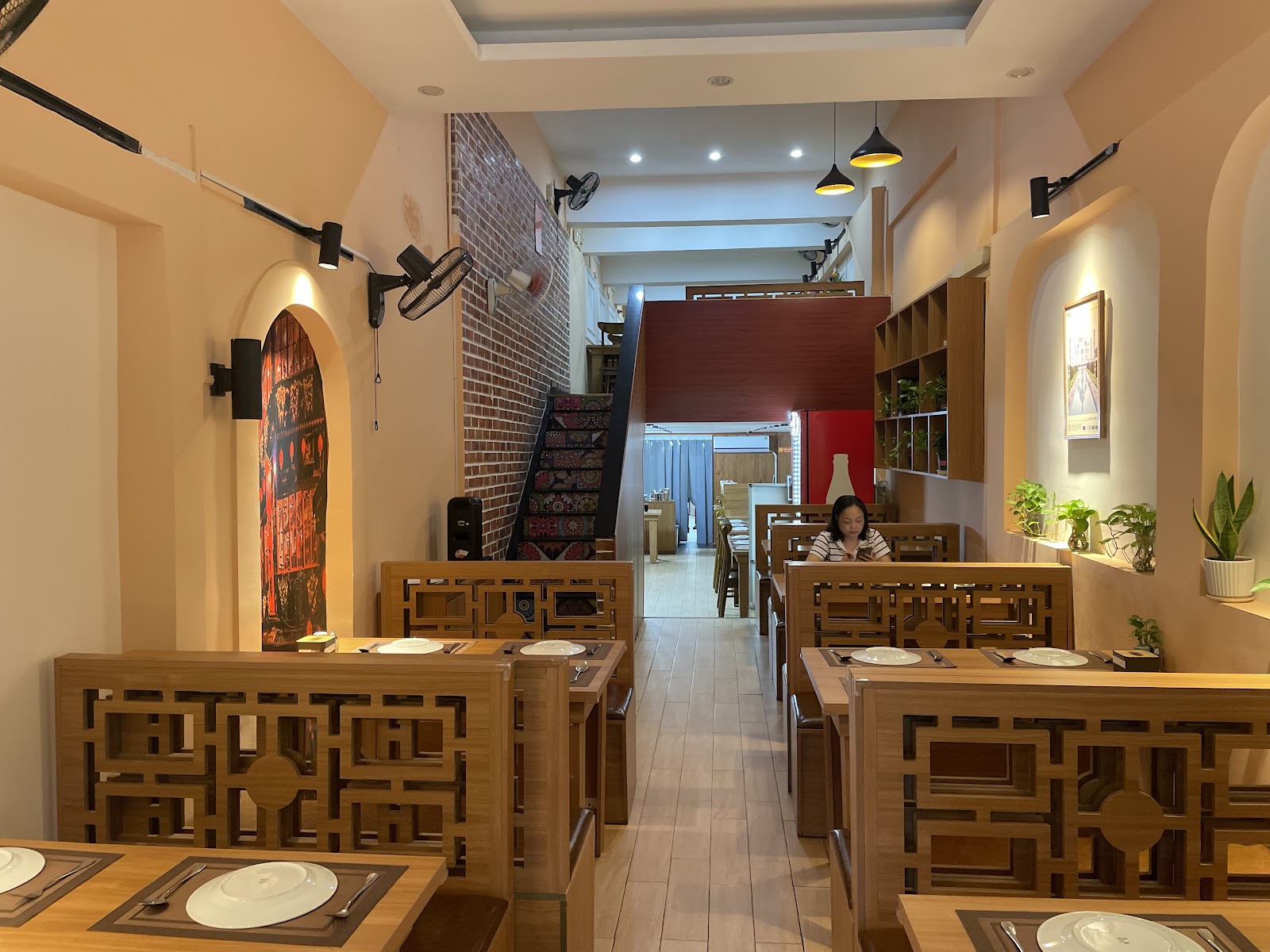 The Indian Kitchen - Restaurant & Bar Hanoi – Không gian quán