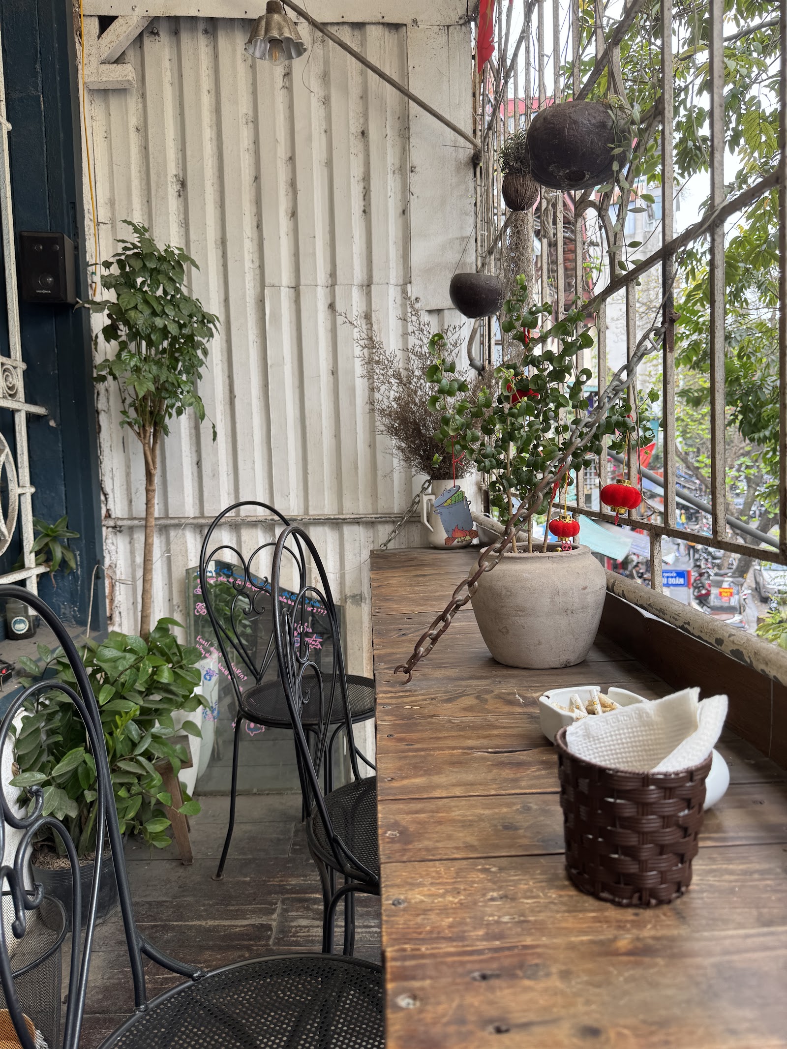 The Little Plan café - Kế Hoạch Nhỏ café – Không gian quán